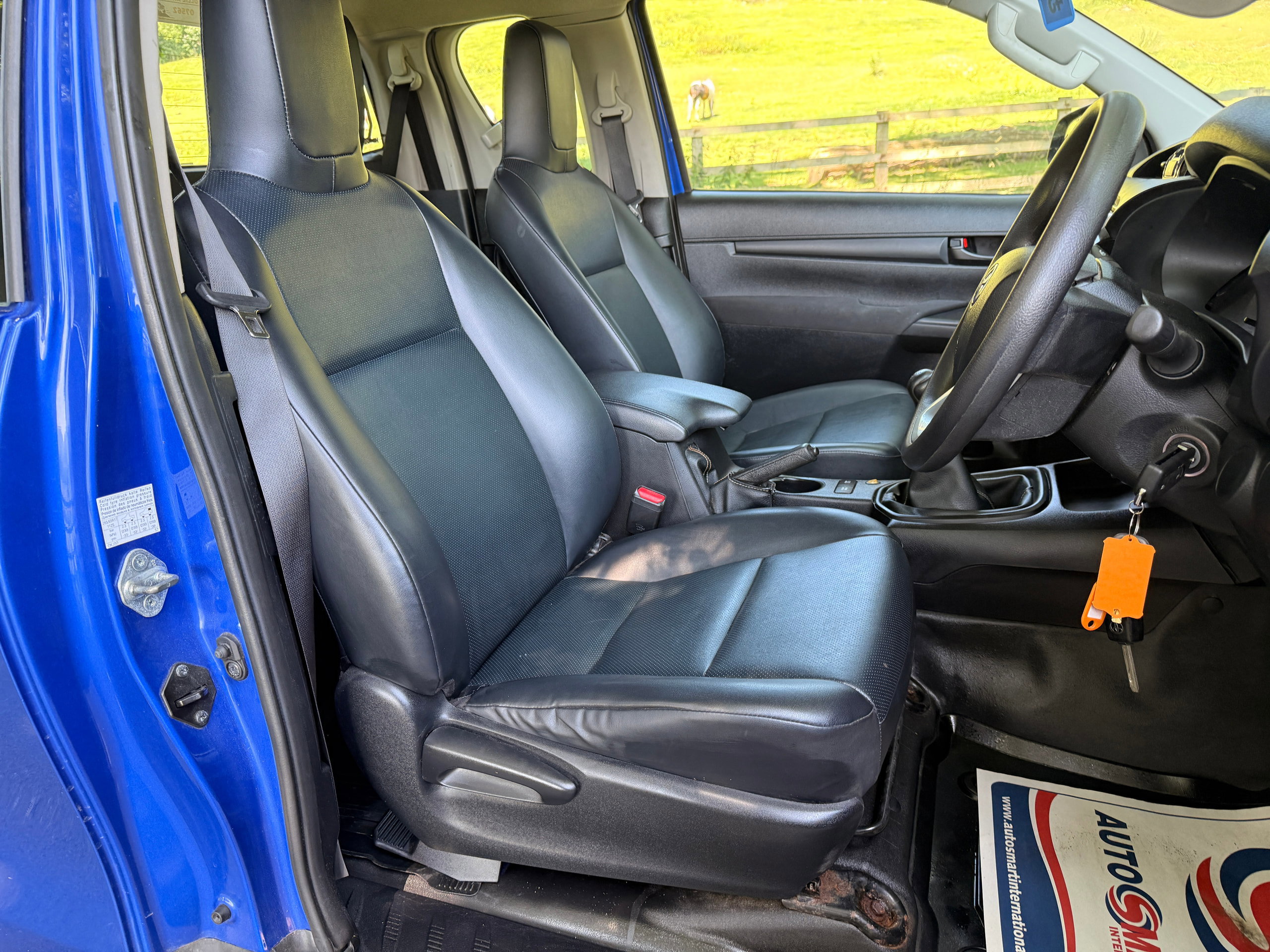 Toyota Hilux 2.4 D-4D Active Extra Pickup Extended Cab 4dr Diesel Manual 4WD Euro 6 (s/s) (150 ps) 4dr Manual 2020