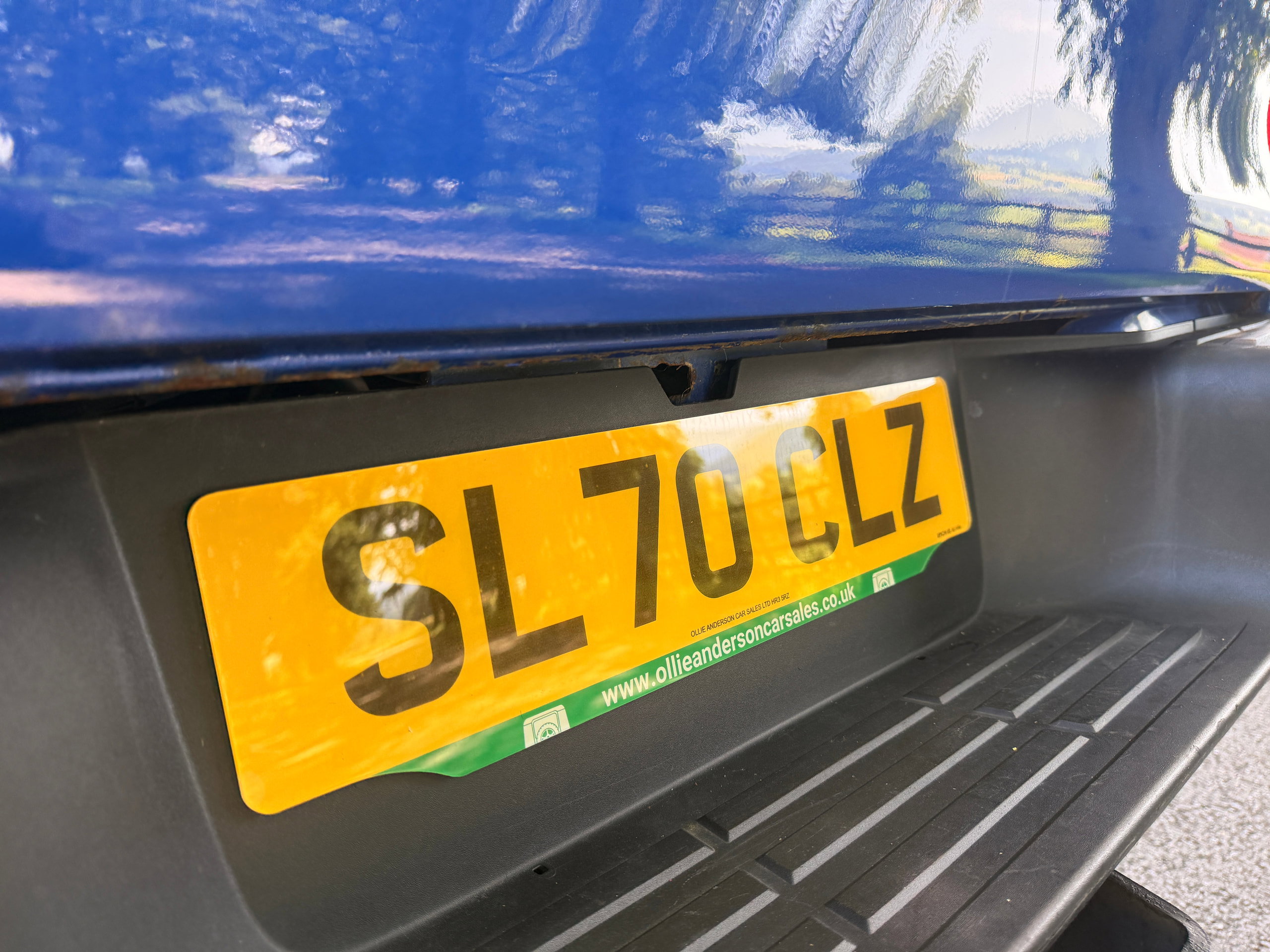 Toyota Hilux 2.4 D-4D Active Extra Pickup Extended Cab 4dr Diesel Manual 4WD Euro 6 (s/s) (150 ps) 4dr Manual 2020