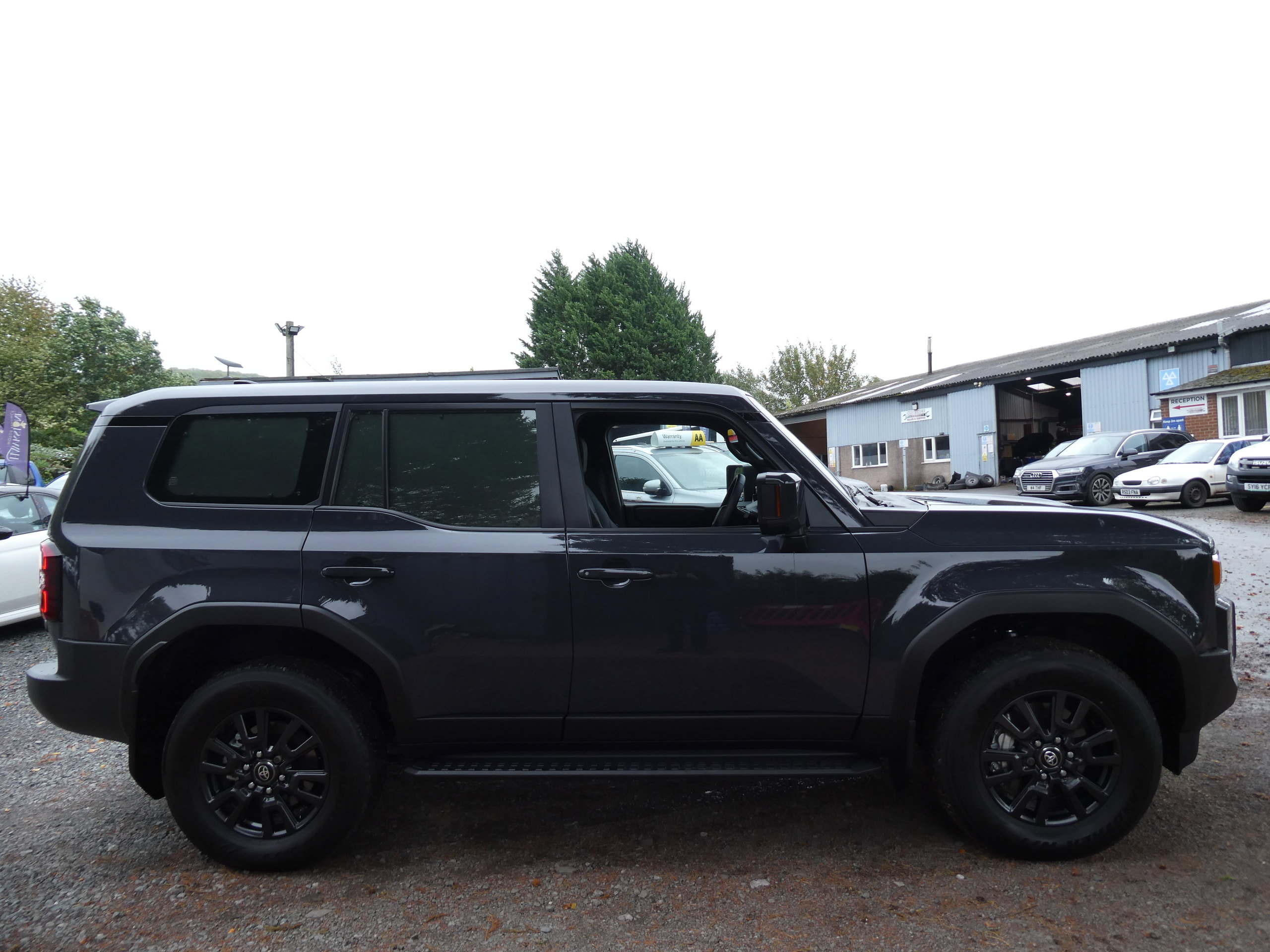 Toyota Land Cruiser 2.8D MHEV Panel Van 5dr Diesel Hybrid Auto 4WD LWB Euro 6 (s/s) (205 ps) 5dr Automatic 2026