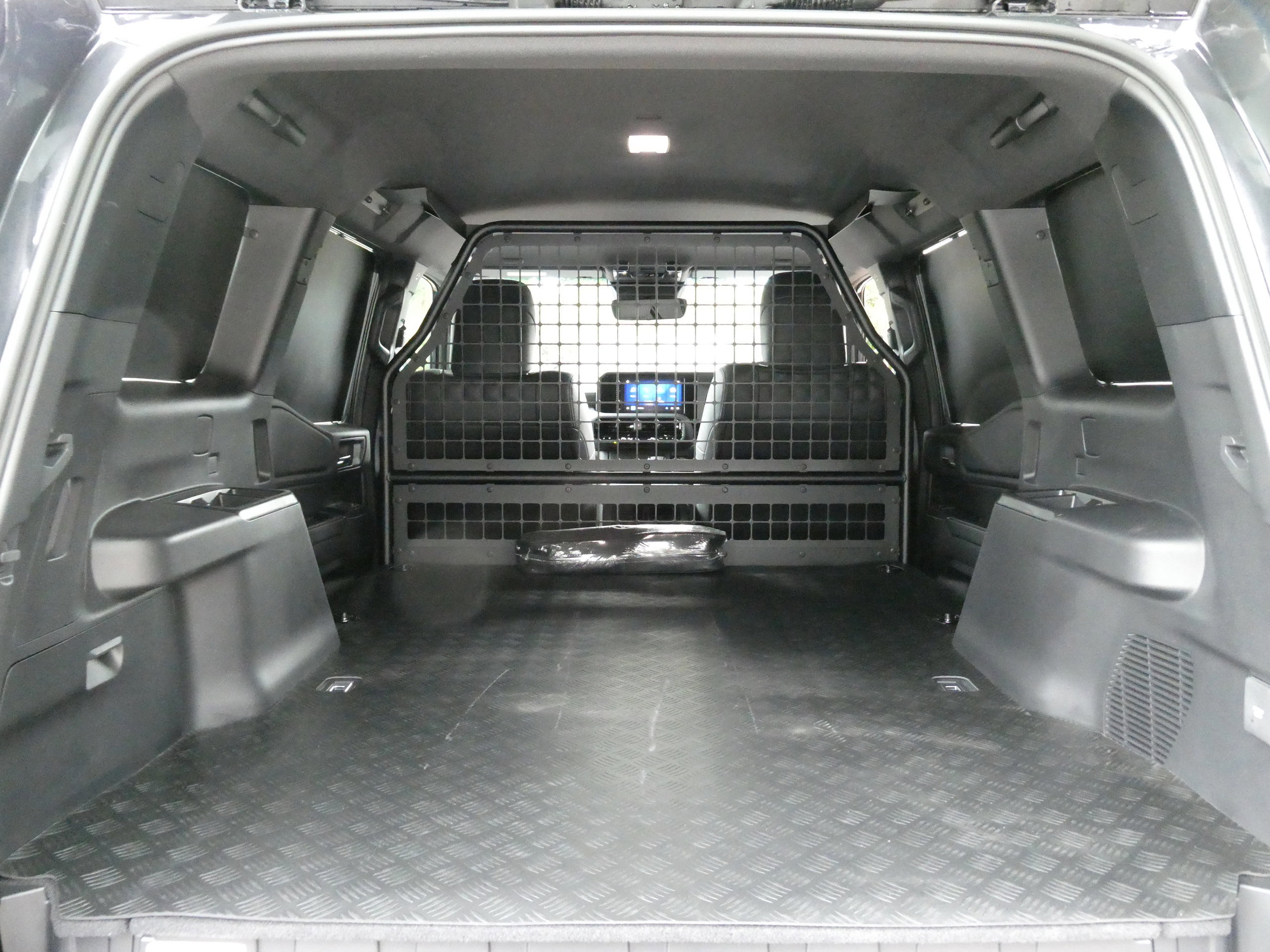 Toyota Land Cruiser 2.8D MHEV Panel Van 5dr Diesel Hybrid Auto 4WD LWB Euro 6 (s/s) (205 ps) 5dr Automatic 2026