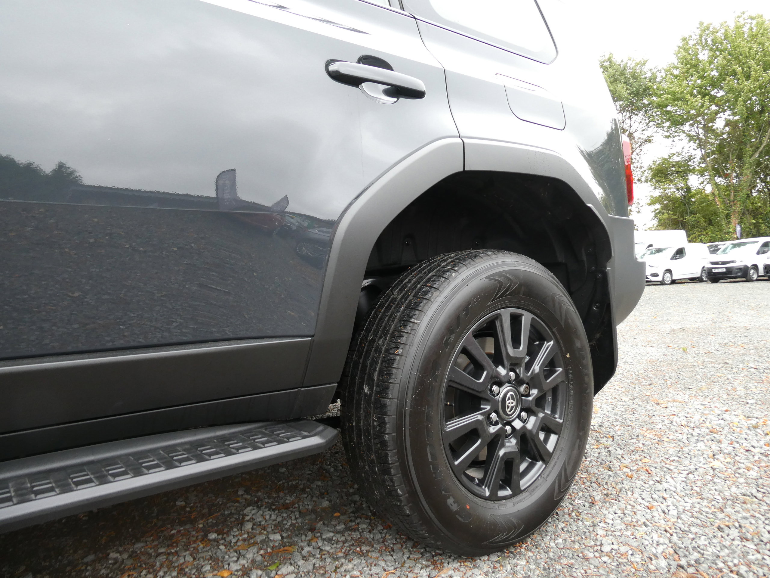 Toyota Land Cruiser 2.8D MHEV Panel Van 5dr Diesel Hybrid Auto 4WD LWB Euro 6 (s/s) (205 ps) 5dr Automatic 2026