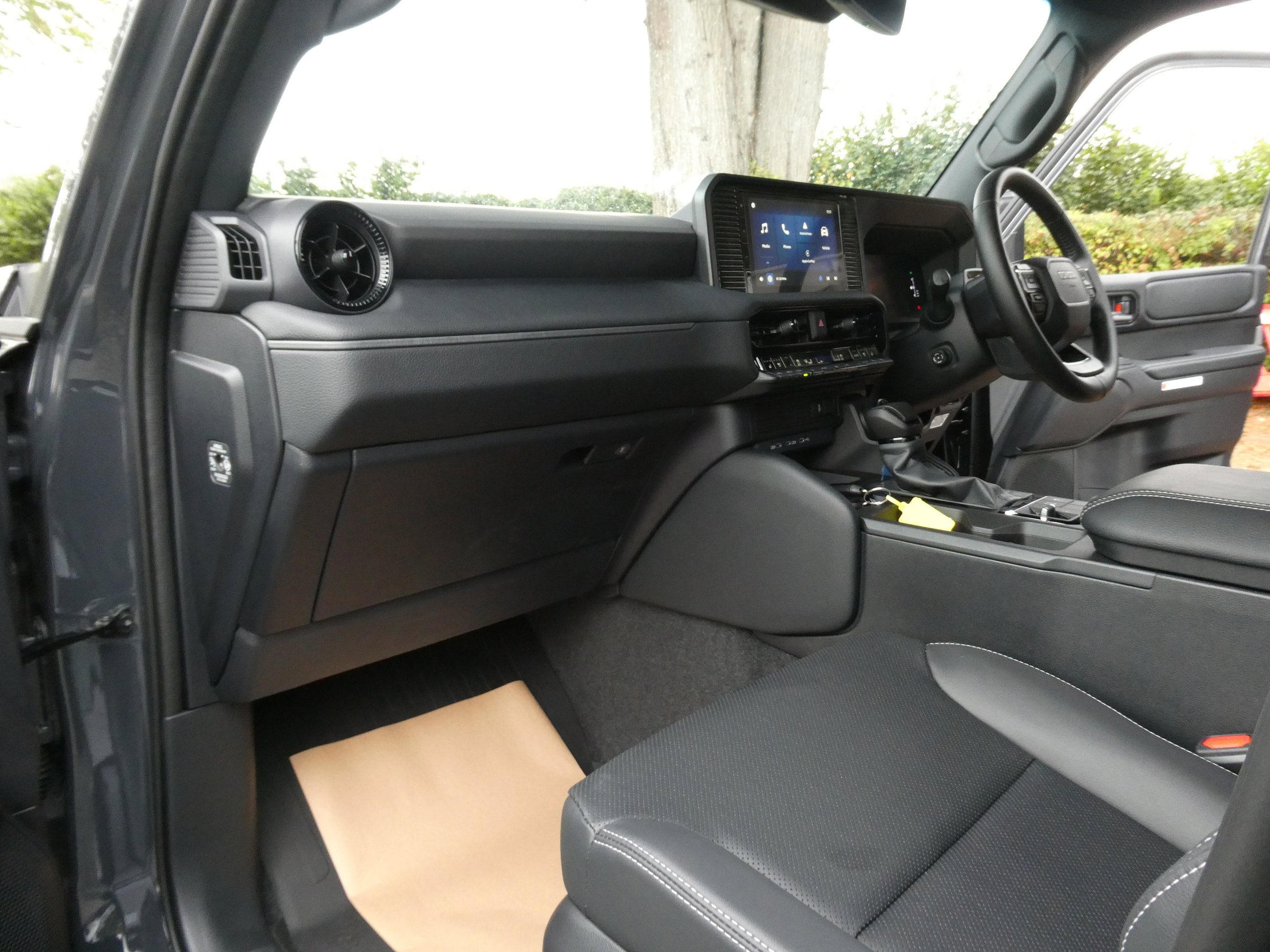 Toyota Land Cruiser 2.8D MHEV Panel Van 5dr Diesel Hybrid Auto 4WD LWB Euro 6 (s/s) (205 ps) 5dr Automatic 2026