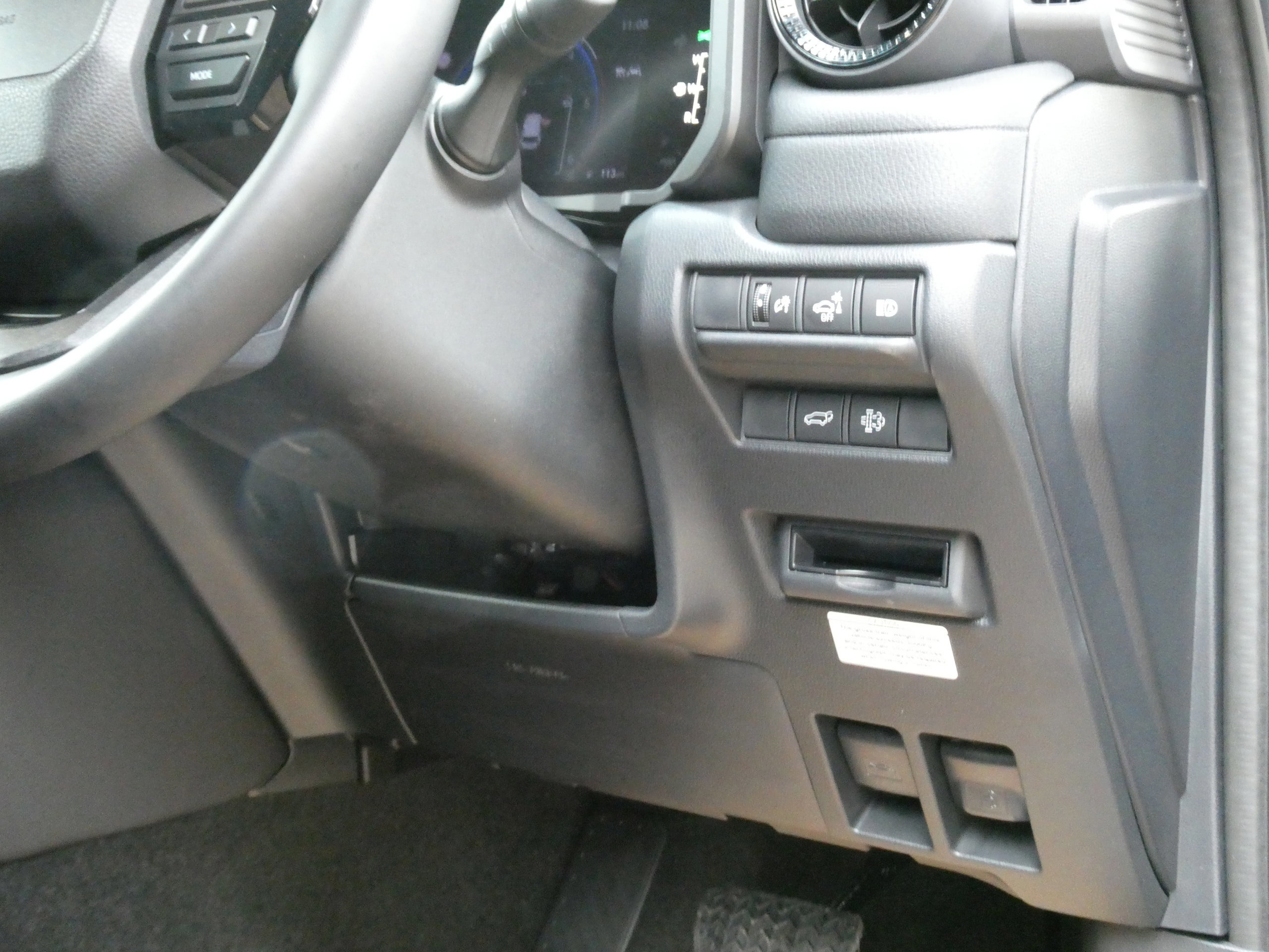 Toyota Land Cruiser 2.8D MHEV Panel Van 5dr Diesel Hybrid Auto 4WD LWB Euro 6 (s/s) (205 ps) 5dr Automatic 2026