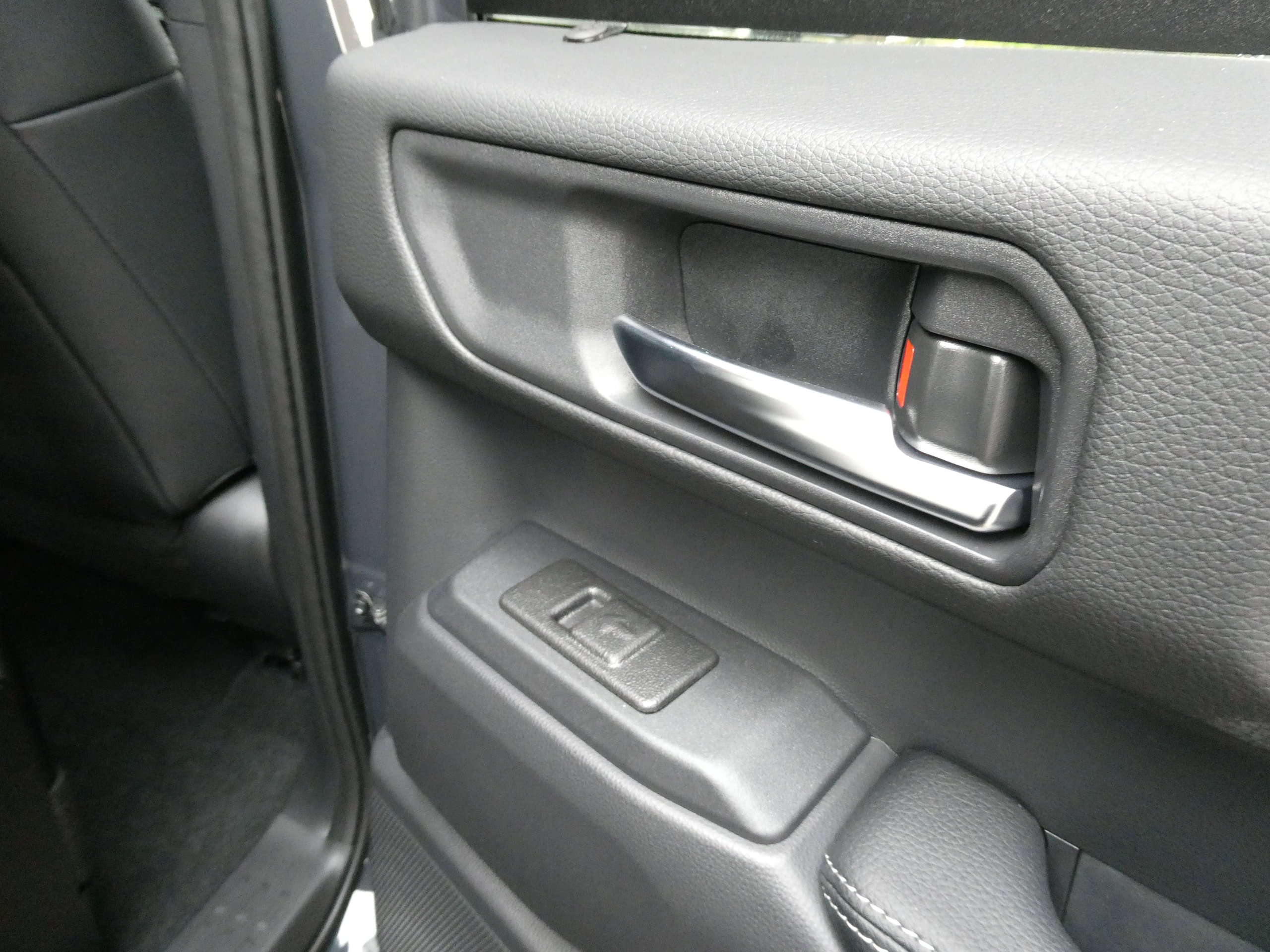 Toyota Land Cruiser 2.8D MHEV Panel Van 5dr Diesel Hybrid Auto 4WD LWB Euro 6 (s/s) (205 ps) 5dr Automatic 2026