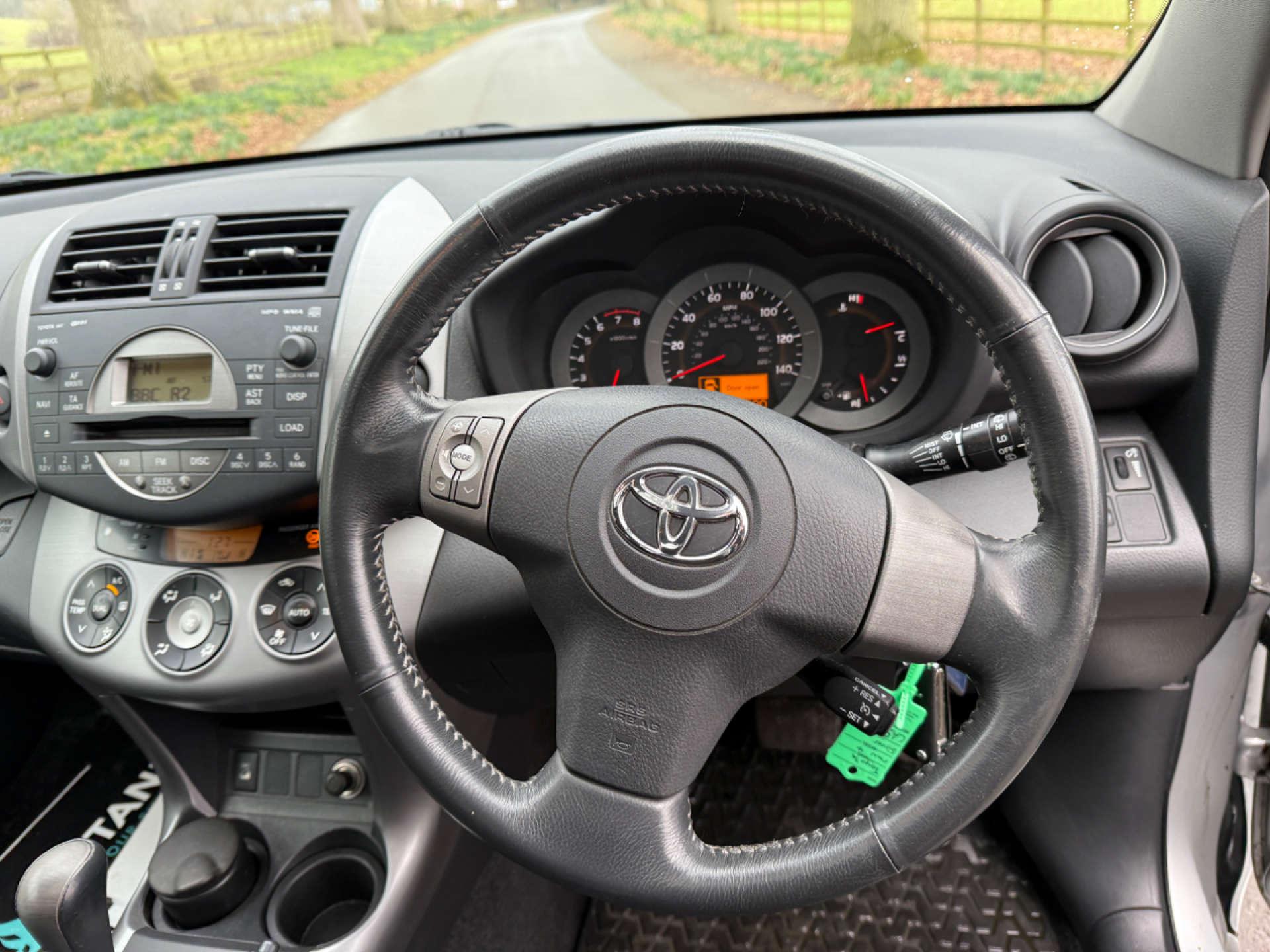 Toyota RAV4 2.0 RAV4 XT-R VVT-i A 4WD 5dr 5dr Automatic 2026