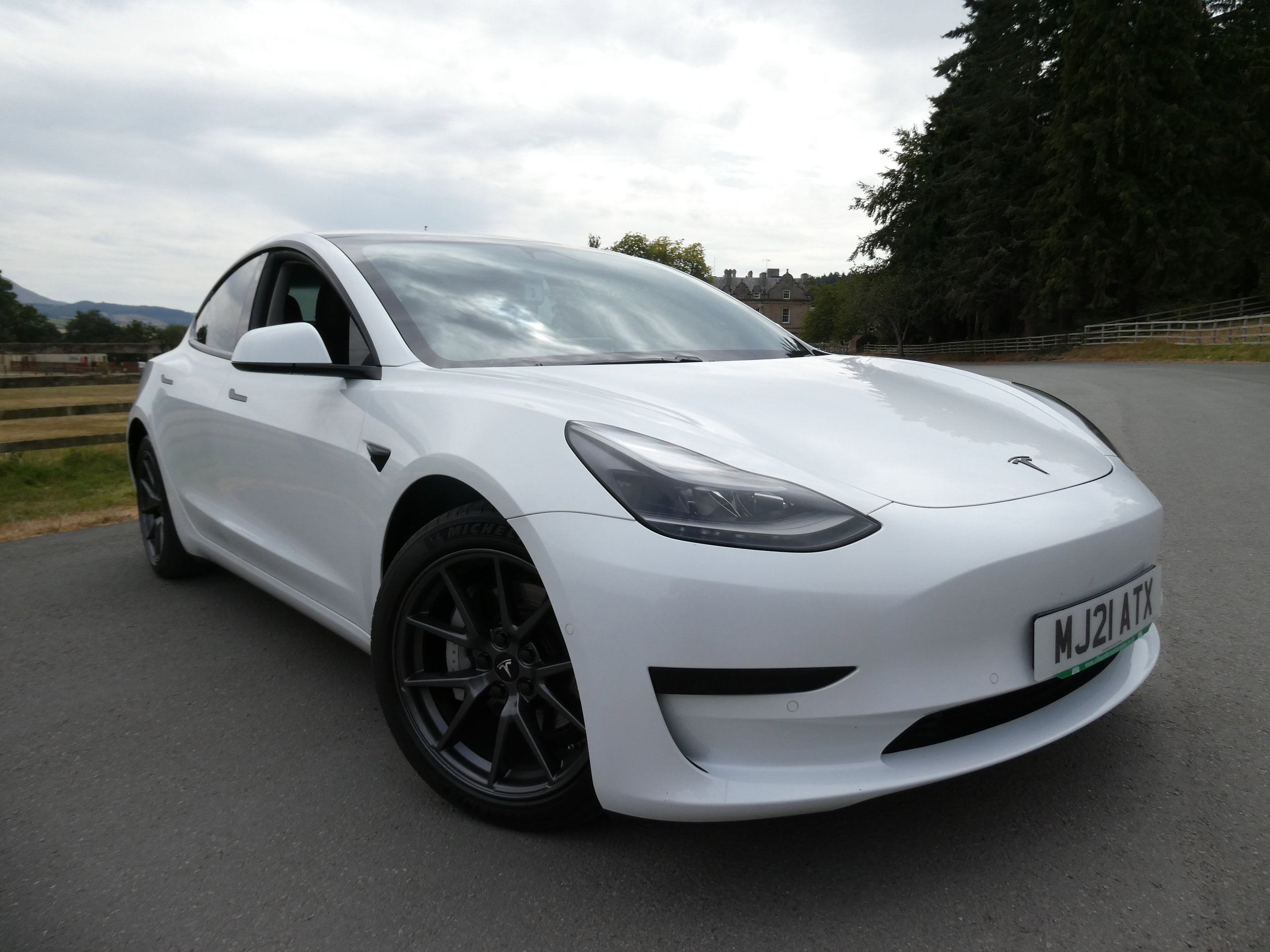 Tesla Model 3 Standard Range Plus Saloon 4dr Electric Auto RWD (241 bhp) 4dr Automatic 2021