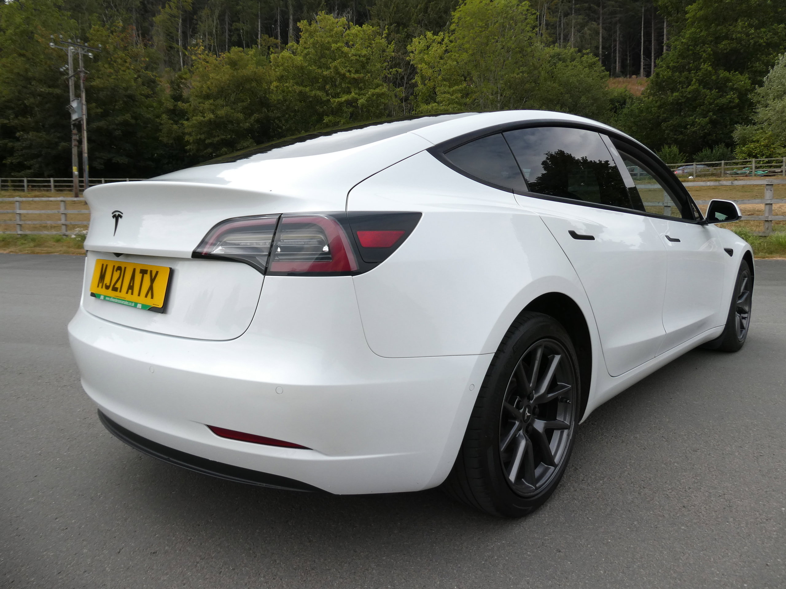 Tesla Model 3 Standard Range Plus Saloon 4dr Electric Auto RWD (241 bhp) 4dr Automatic 2021