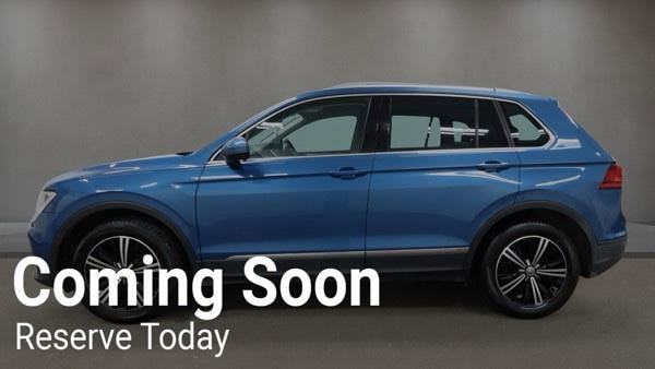 Volkswagen Tiguan 2.0 TDI BlueMotion Tech SE Navigation SUV 5dr Diesel Manual Euro 6 (s/s) (150 ps) 5dr Manual 2017