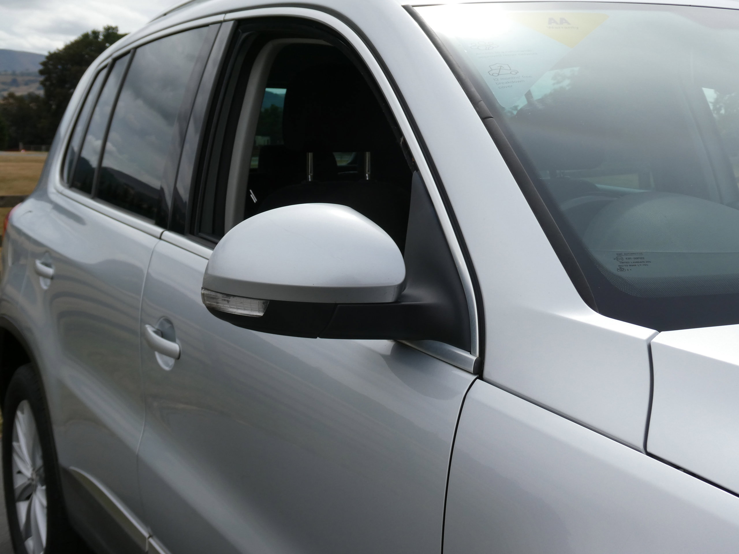 Volkswagen Tiguan 2.0 TDI BlueMotion Tech SE SUV 5dr Diesel Manual 4WD Euro 5 (s/s) (140 ps) 5dr Manual 2012