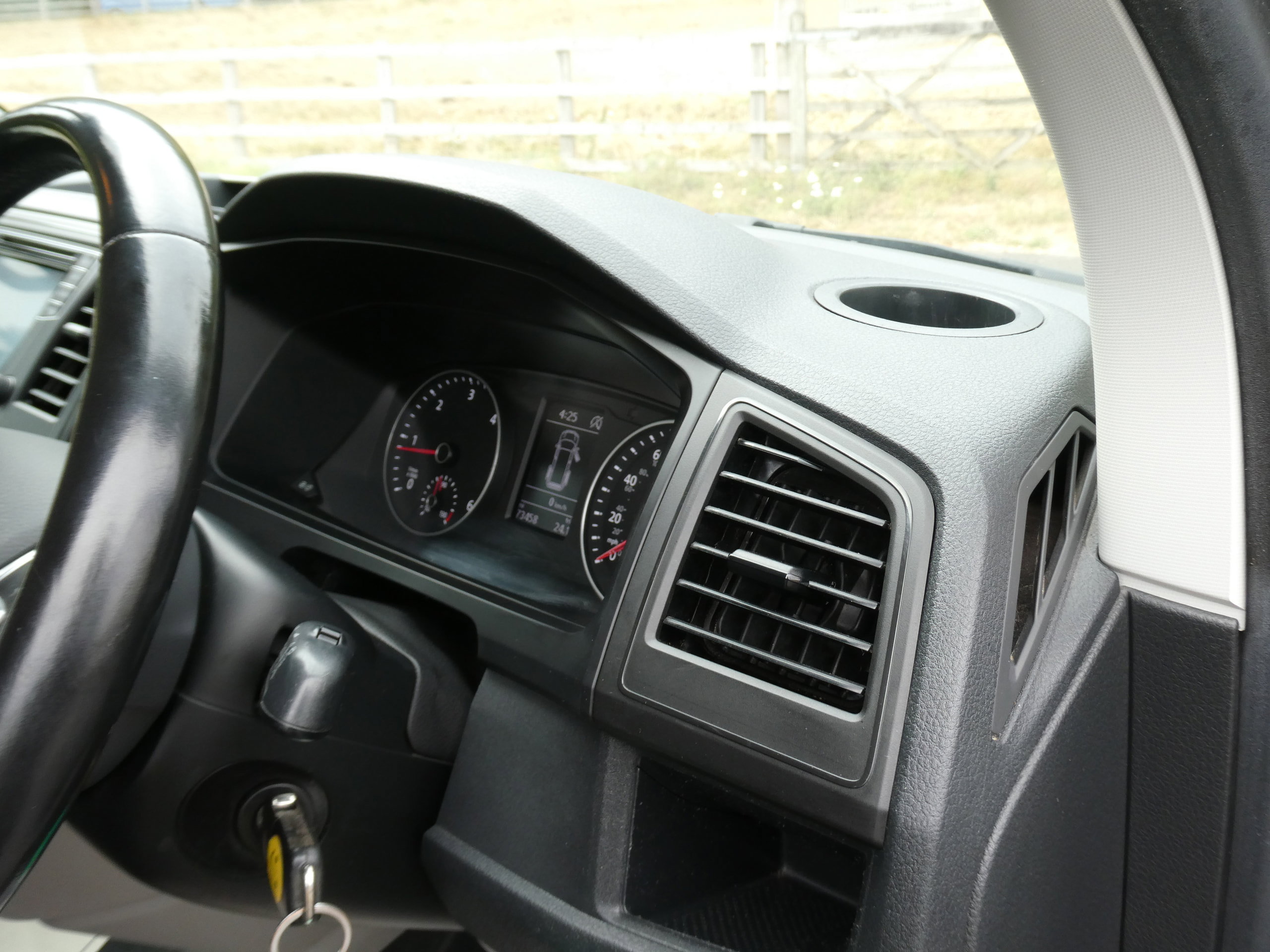 Volkswagen Transporter 2.0 TDI T32 BlueMotion Tech Highline Kombi Double Cab 5dr Diesel DSG FWD SWB Euro 6 (s/s) (150 ps) 5dr Automatic 2019