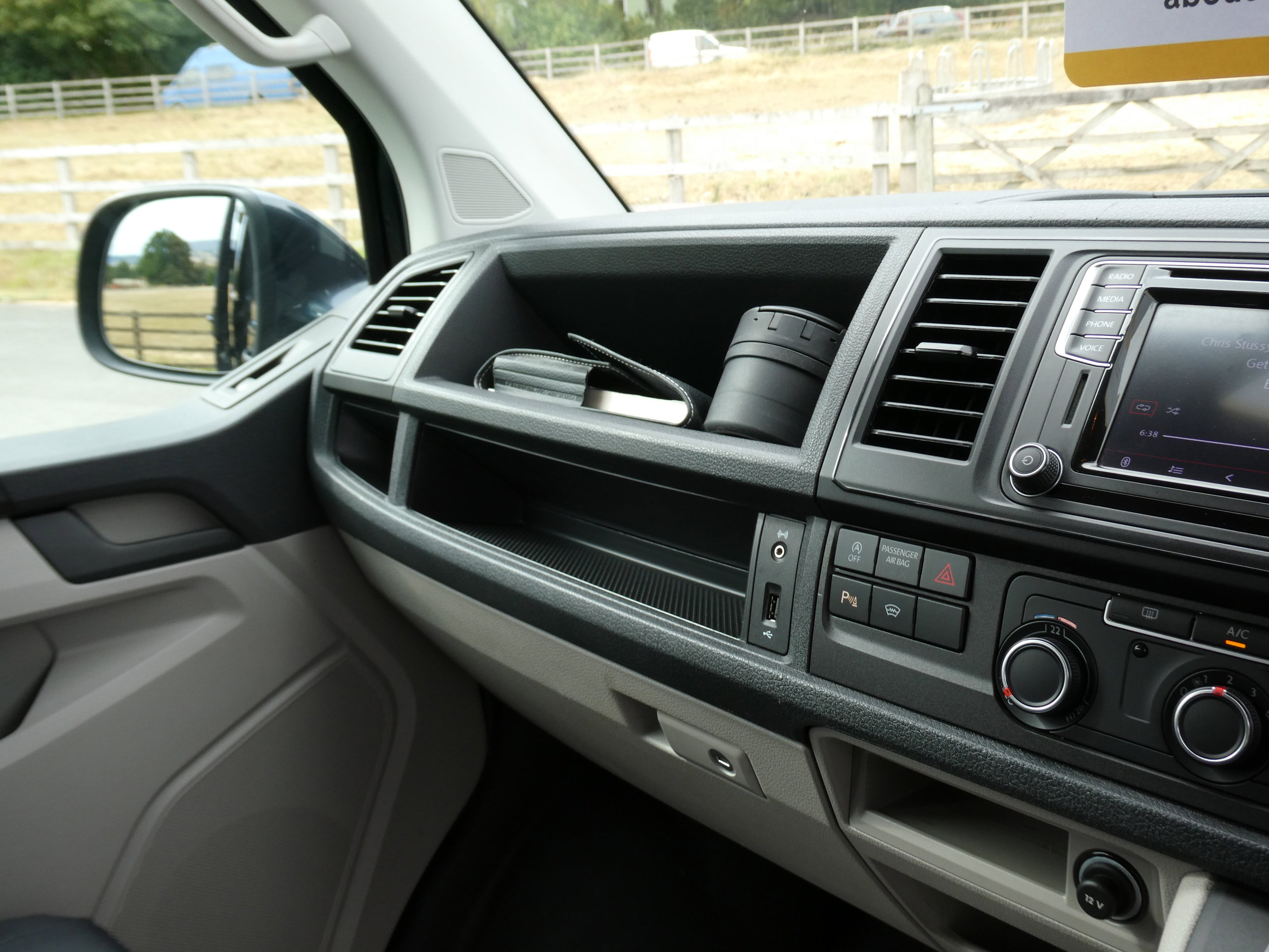 Volkswagen Transporter 2.0 TDI T32 BlueMotion Tech Highline Kombi Double Cab 5dr Diesel DSG FWD SWB Euro 6 (s/s) (150 ps) 5dr Automatic 2019