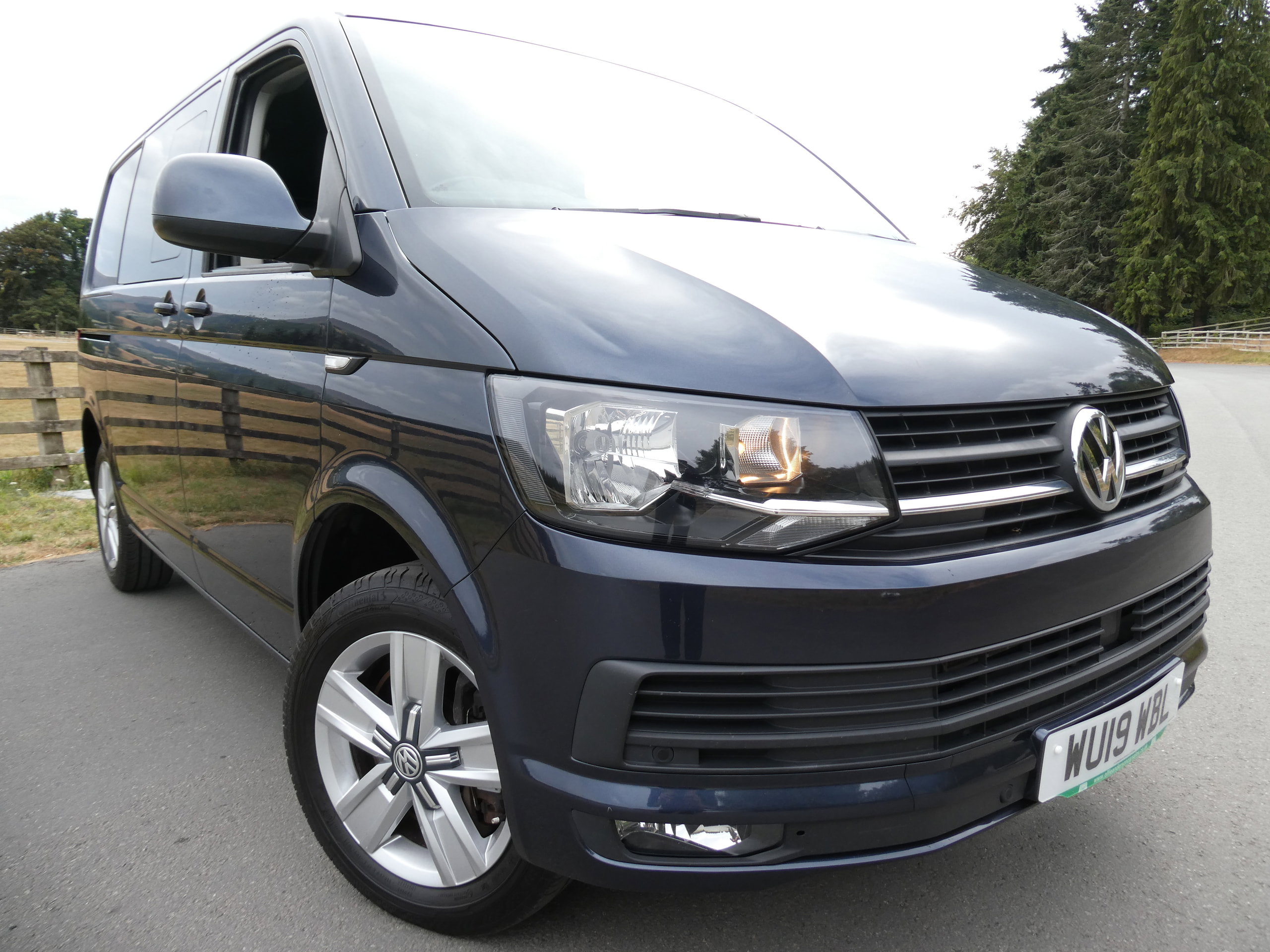 Volkswagen Transporter 2.0 TDI T32 BlueMotion Tech Highline Kombi Double Cab 5dr Diesel DSG FWD SWB Euro 6 (s/s) (150 ps) 5dr Automatic 2019