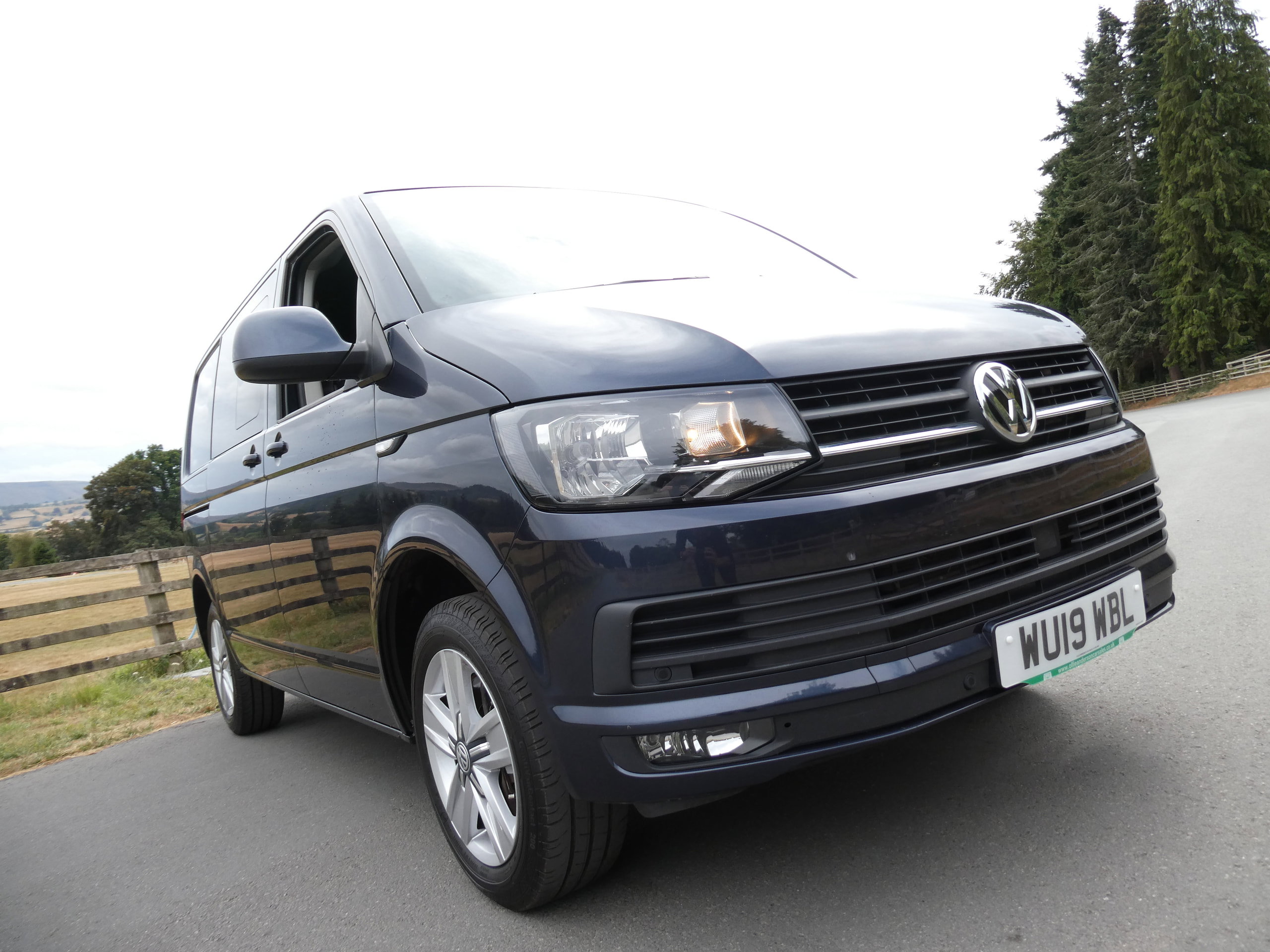 Volkswagen Transporter 2.0 TDI T32 BlueMotion Tech Highline Kombi Double Cab 5dr Diesel DSG FWD SWB Euro 6 (s/s) (150 ps) 5dr Automatic 2019