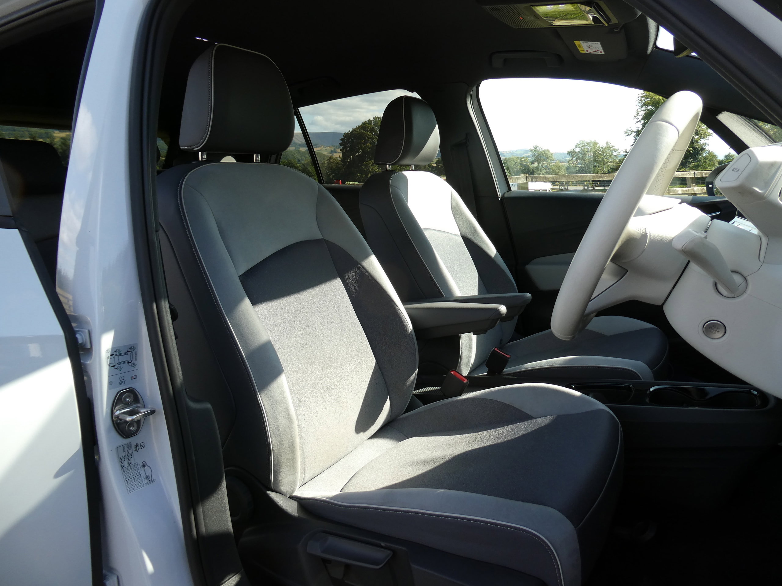 Volkswagen ID.3 Pro Performance 58kWh Business Hatchback 5dr Electric Auto (204 ps) 5dr Automatic 2021