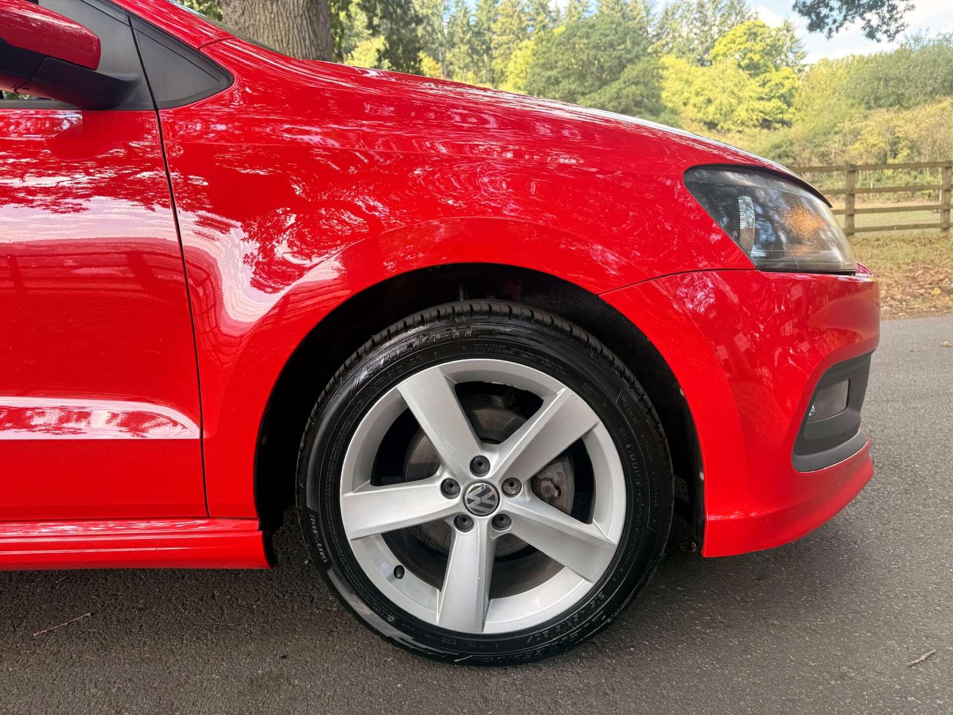 Volkswagen Polo 1.2 Polo R-Line Style AC 3dr 3dr Manual 2026