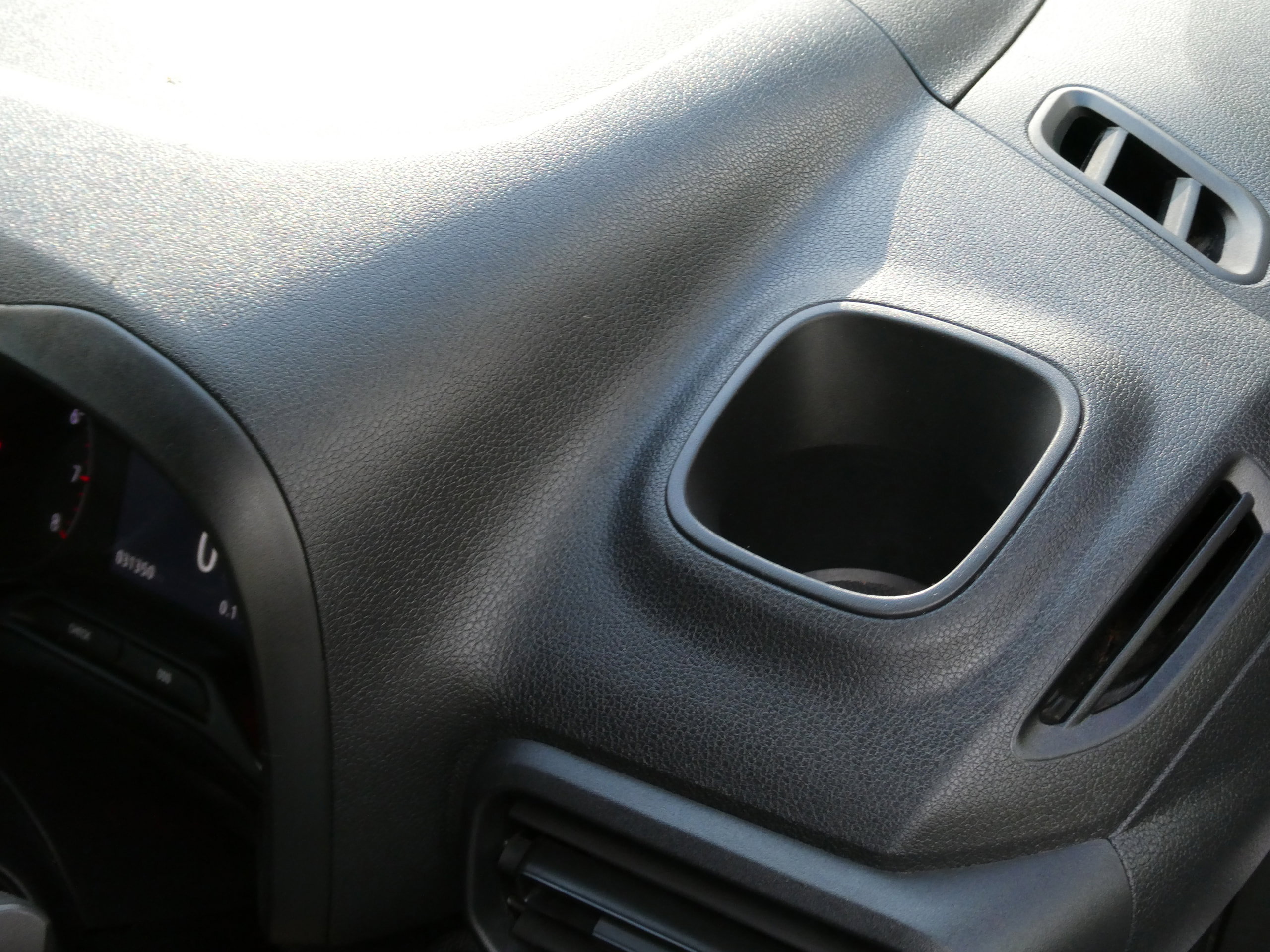 Vauxhall Combo 1.5 Turbo D 2300 Edition Panel Van 4dr Diesel Auto L2 H1 Euro 6 (s/s) (130 ps) 4dr Automatic 2021