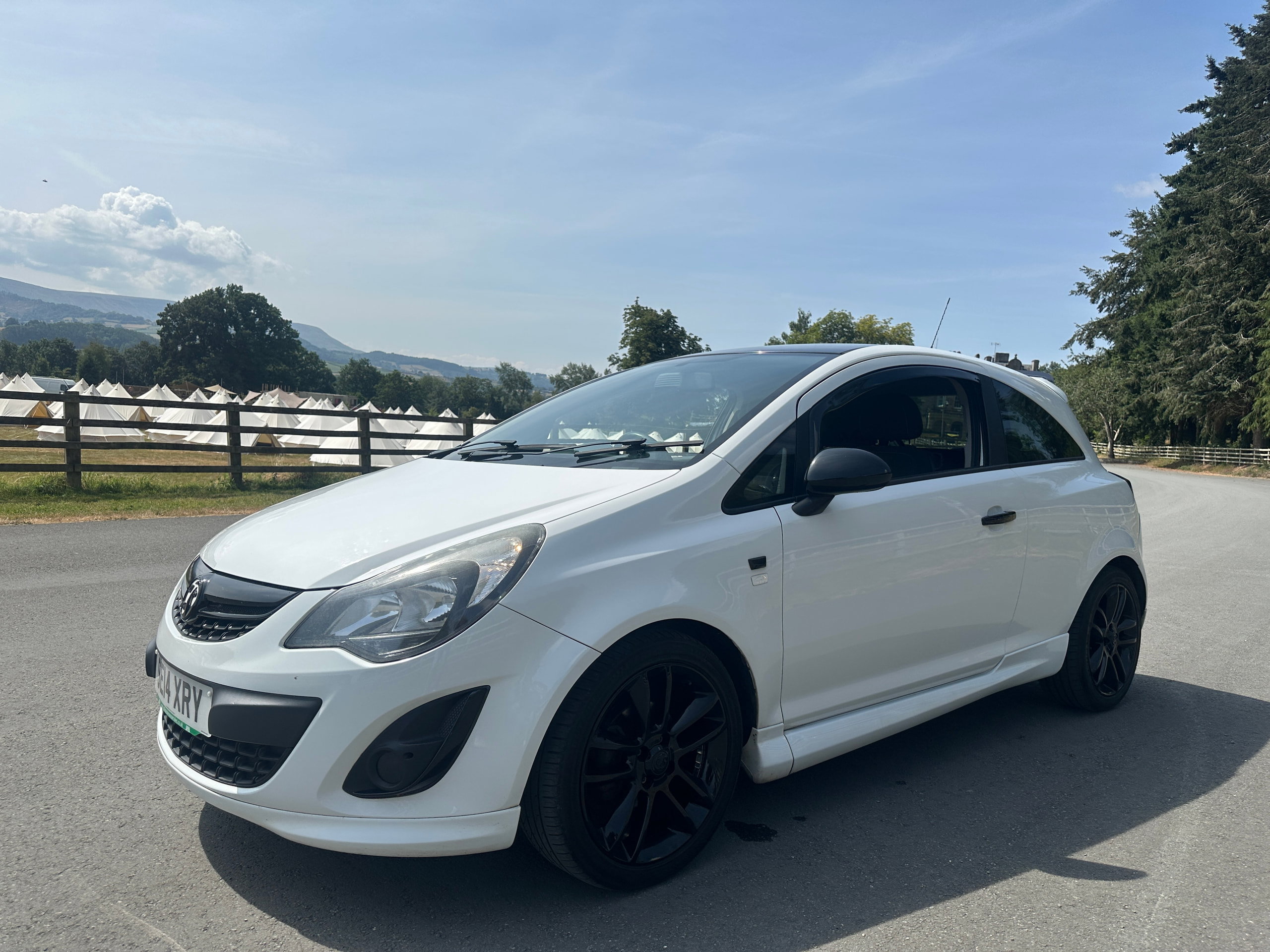Vauxhall Corsa 1.2 16V Limited Edition Hatchback 3dr Petrol Manual Euro 5 (85 ps) 3dr Manual 2014