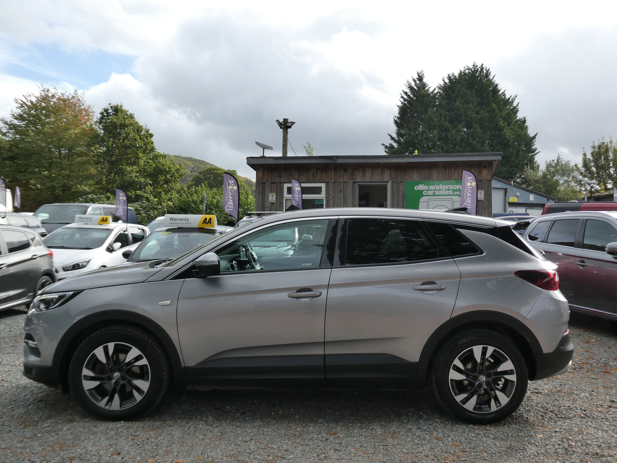 Vauxhall Grandland X 1.2 Turbo Sport Nav SUV 5dr Petrol Manual Euro 6 (s/s) (130 ps) 5dr Manual 2018