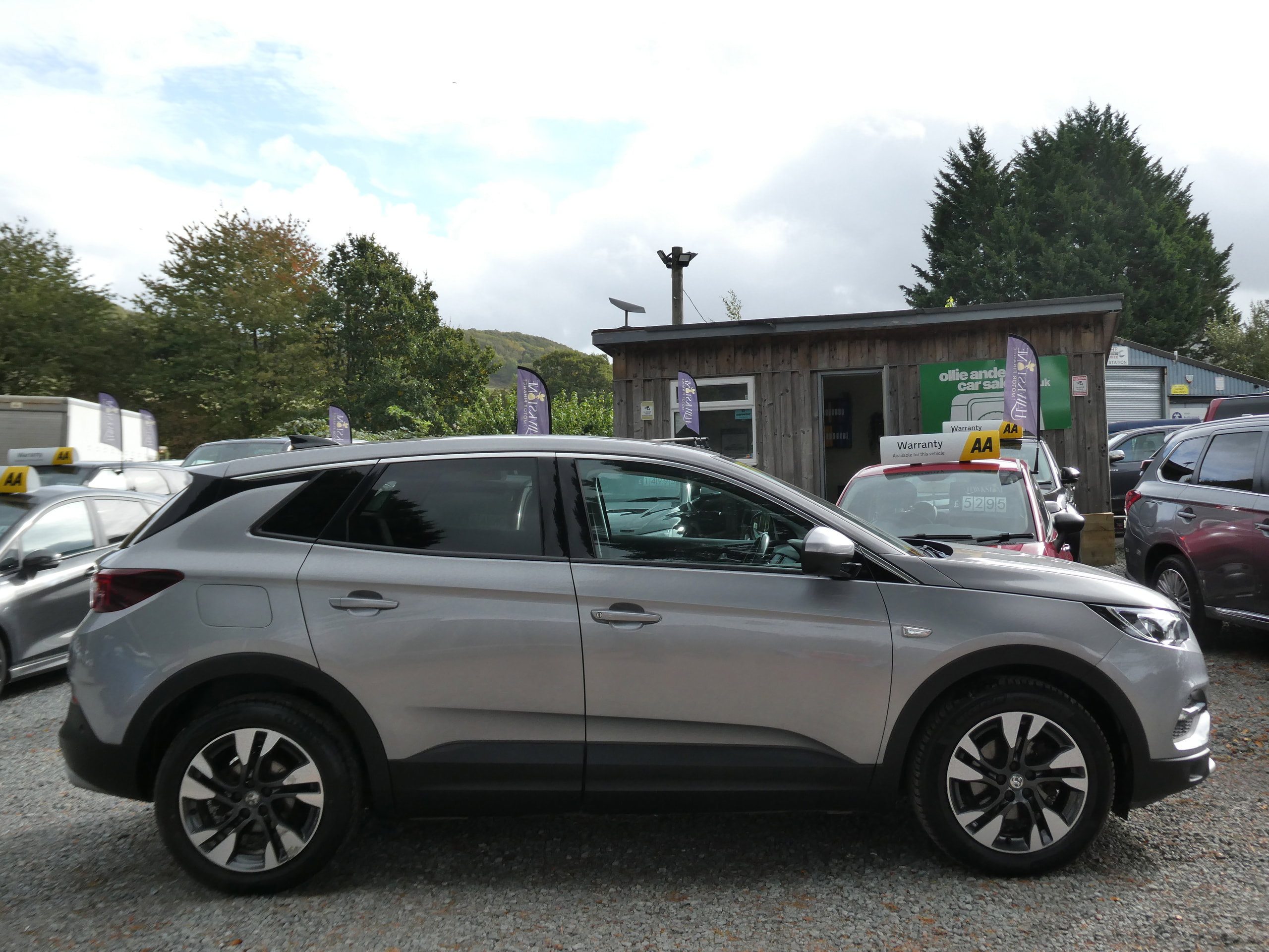 Vauxhall Grandland X 1.2 Turbo Sport Nav SUV 5dr Petrol Manual Euro 6 (s/s) (130 ps) 5dr Manual 2018