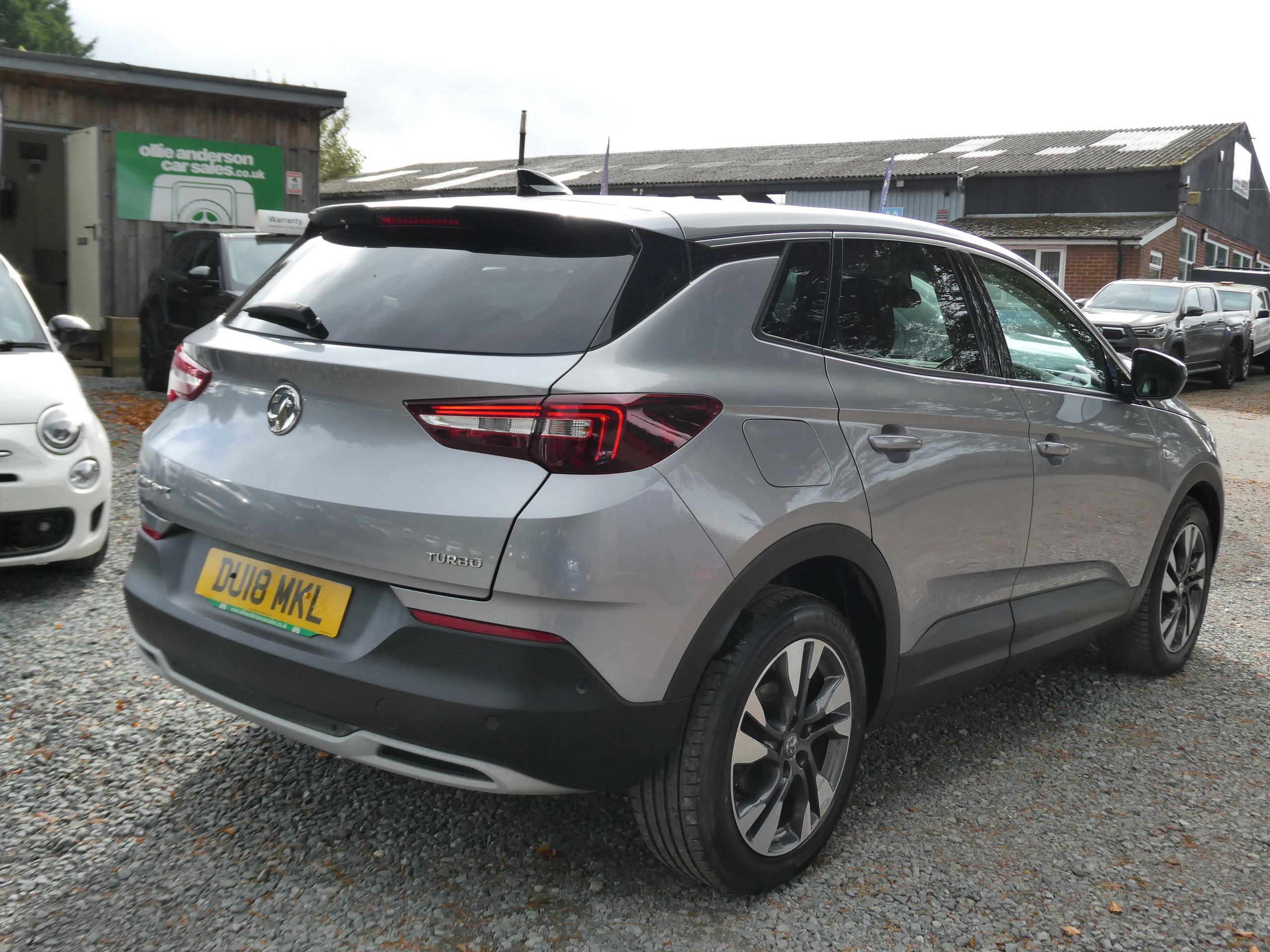 Vauxhall Grandland X 1.2 Turbo Sport Nav SUV 5dr Petrol Manual Euro 6 (s/s) (130 ps) 5dr Manual 2018