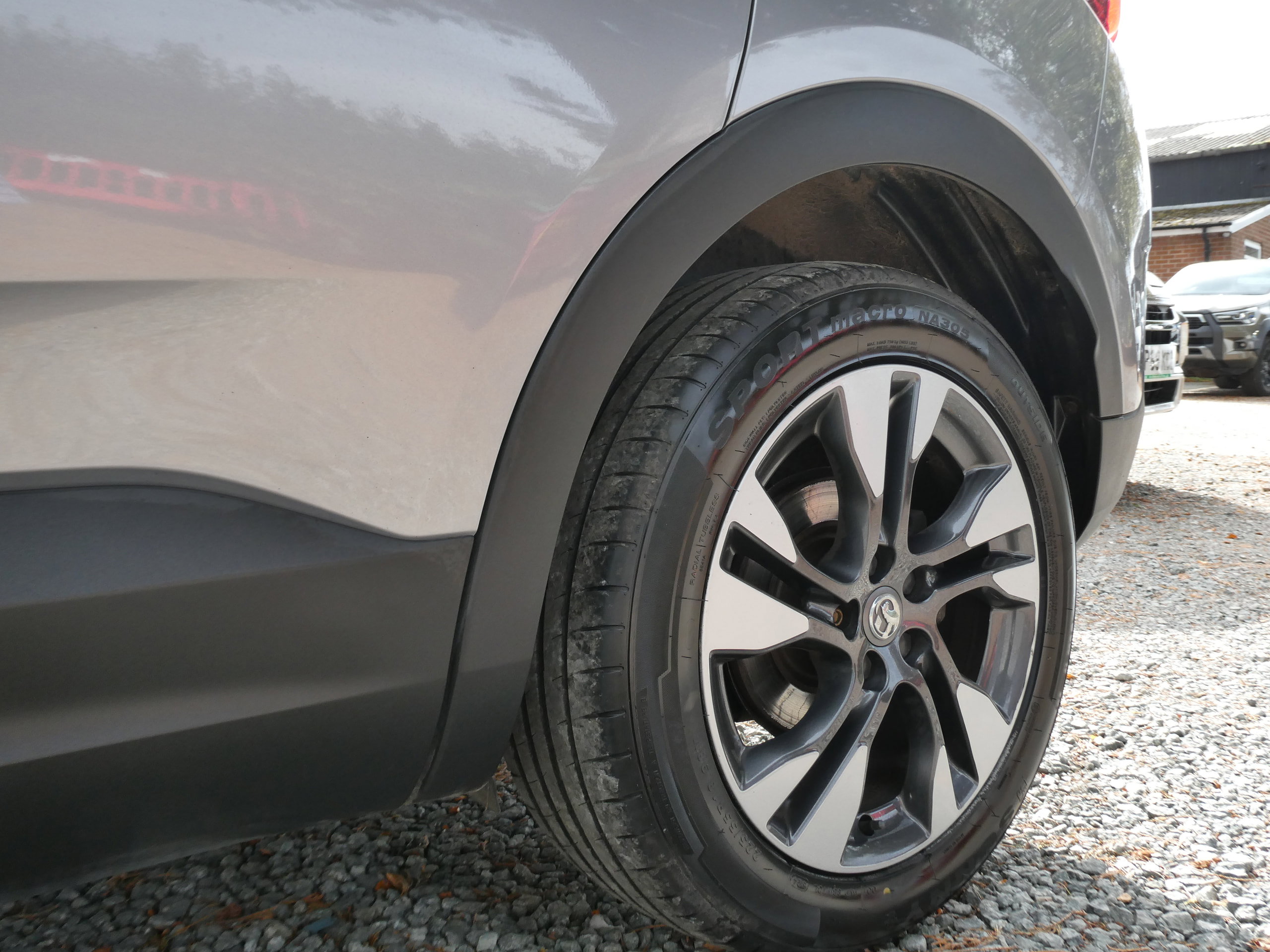 Vauxhall Grandland X 1.2 Turbo Sport Nav SUV 5dr Petrol Manual Euro 6 (s/s) (130 ps) 5dr Manual 2018