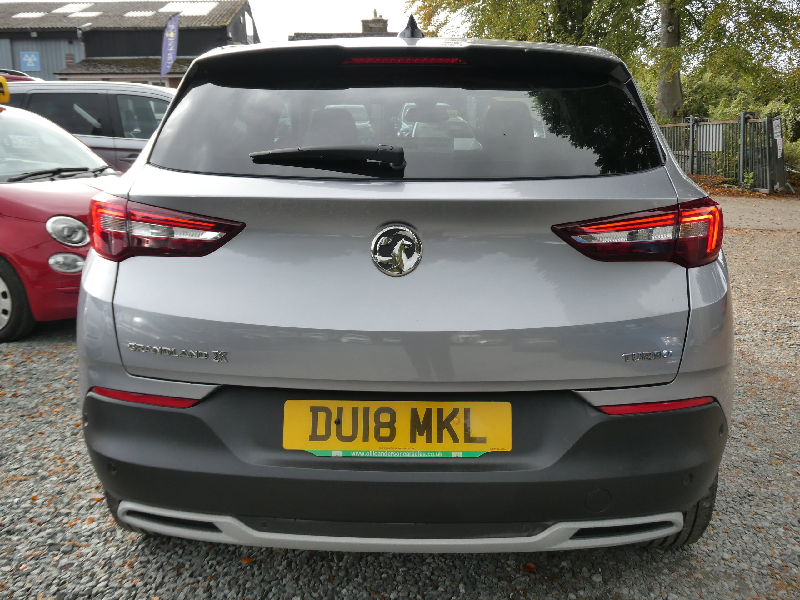 Vauxhall Grandland X 1.2 Turbo Sport Nav SUV 5dr Petrol Manual Euro 6 (s/s) (130 ps) 5dr Manual 2018