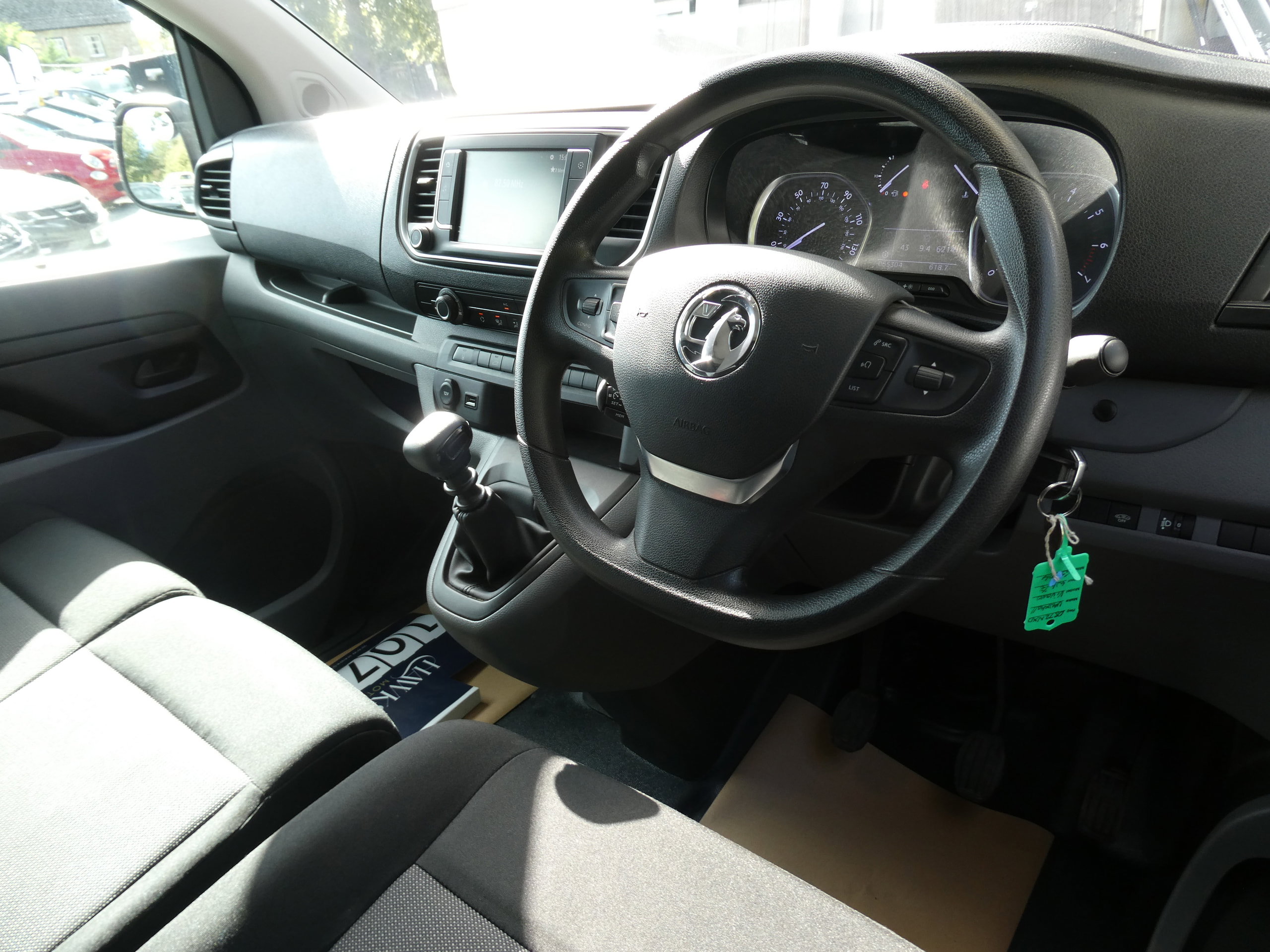 Vauxhall Vivaro 1.5 Turbo D 2900 Dynamic Panel Van 6dr Diesel Manual L2 H1 Euro 6 (s/s) (100 ps) 6dr Manual 2022