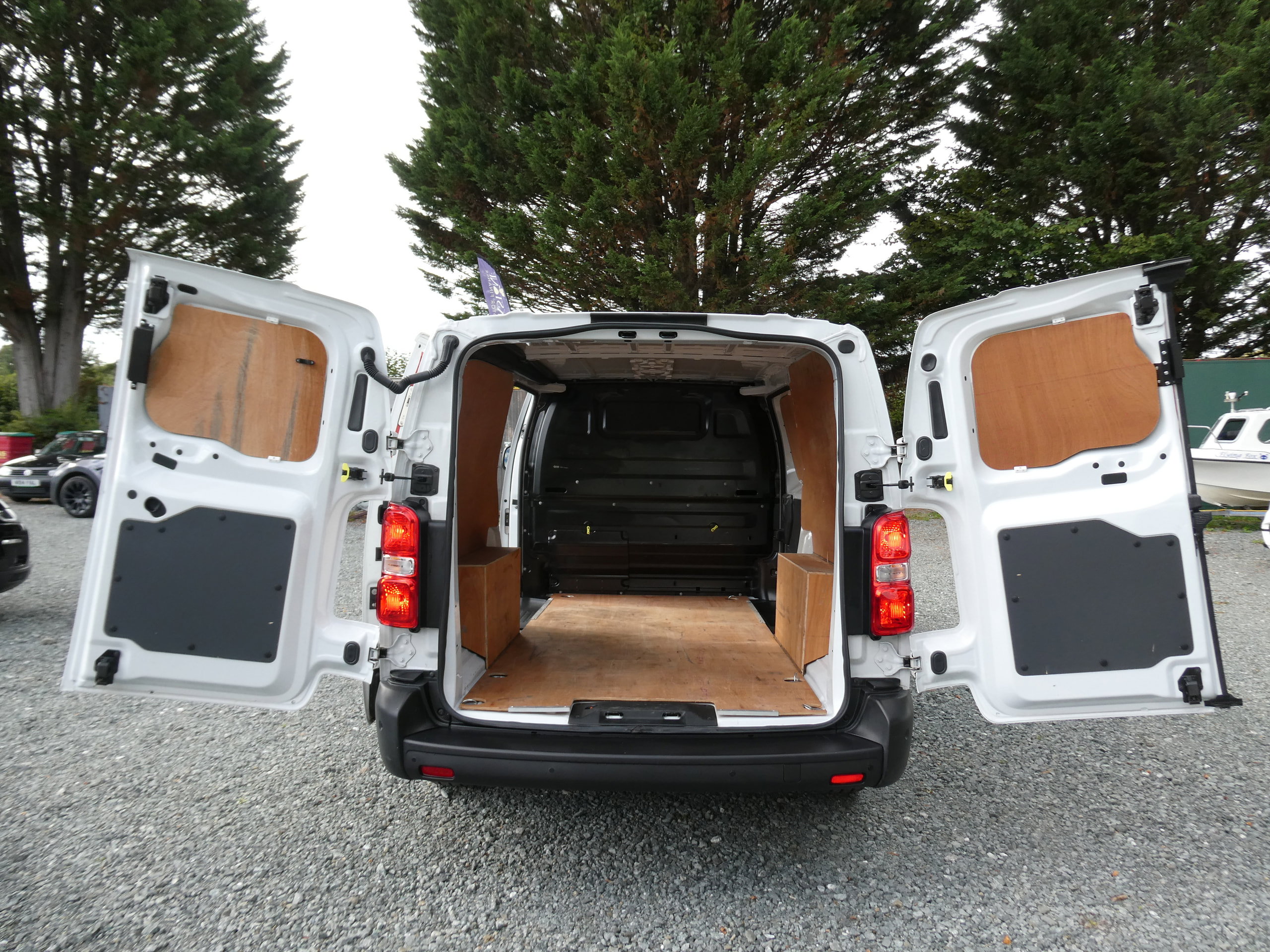 Vauxhall Vivaro 1.5 Turbo D 2900 Dynamic Panel Van 6dr Diesel Manual L2 H1 Euro 6 (s/s) (100 ps) 6dr Manual 2022