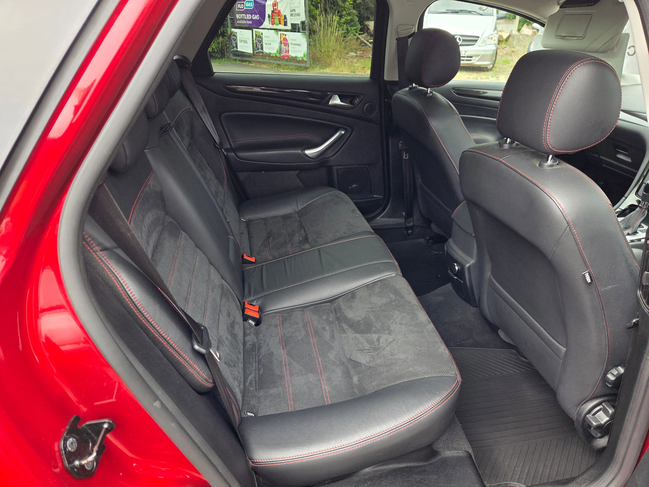 Ford Mondeo 2.2 TDCi Titanium X Sport Estate 5dr Diesel Auto Euro 5 (200 ps) 5dr Automatic 2026