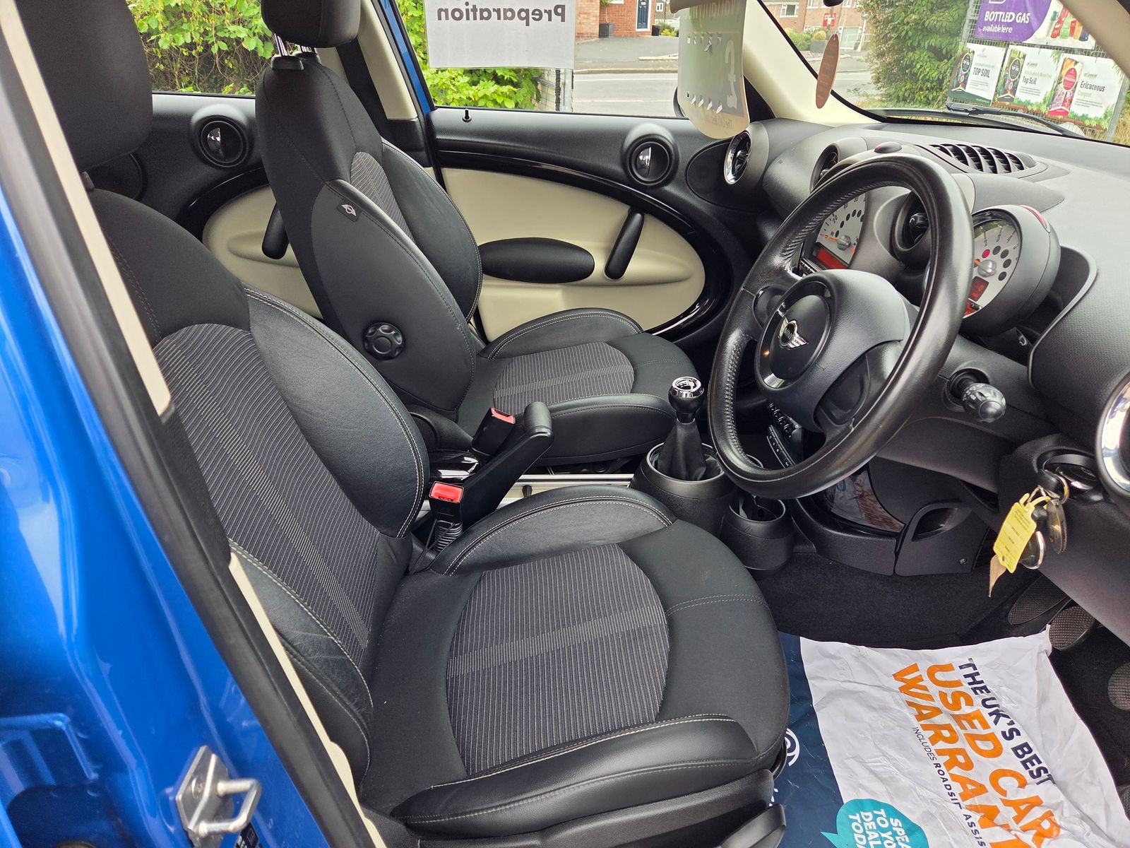 MINI Countryman 1.6L Cooper SUV 5dr Petrol Manual Euro 5 (122 bhp) 5dr Manual 2026