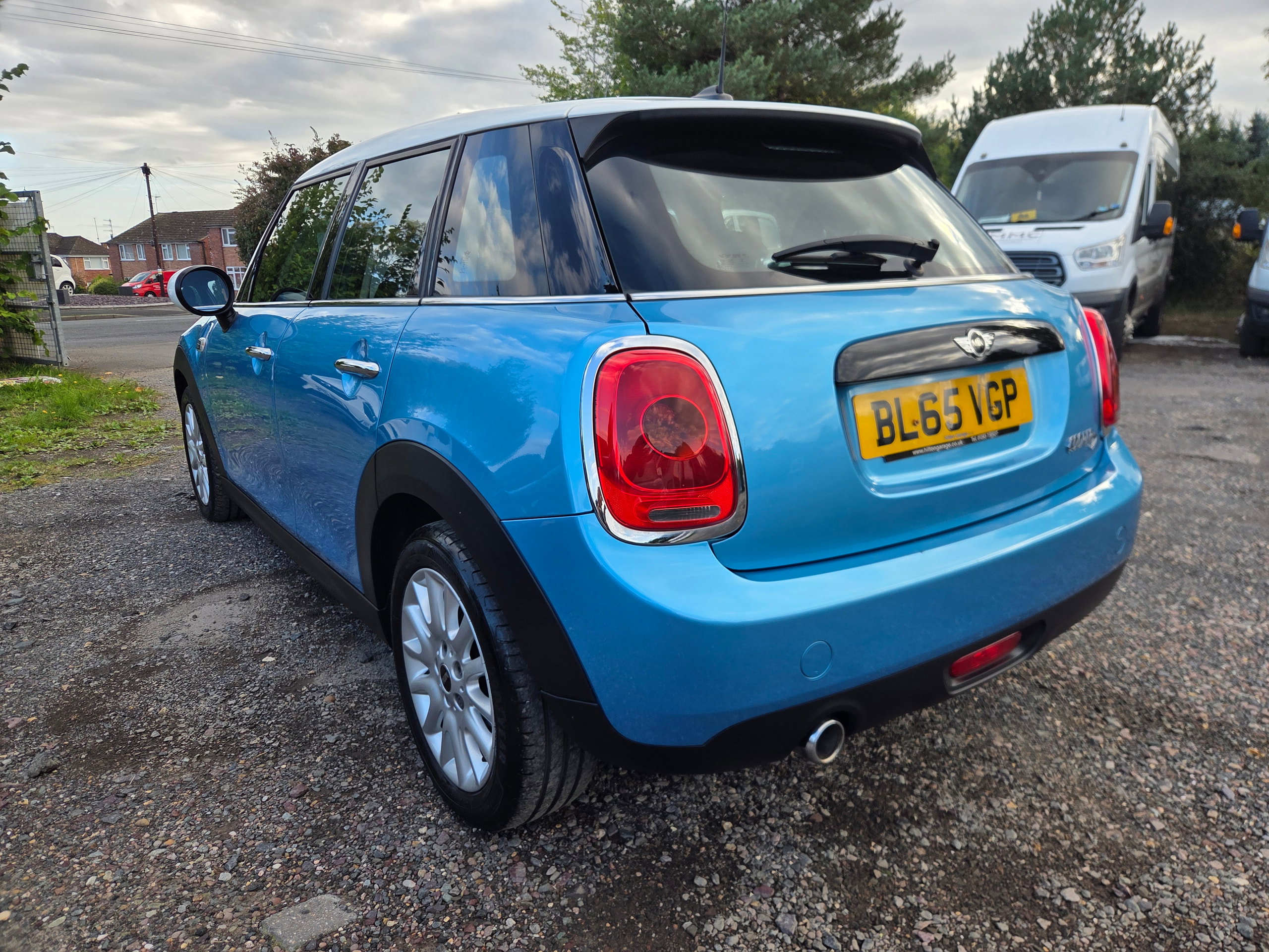 MINI Hatch 1.5 Cooper D Hatchback 5dr Diesel Manual Euro 6 (s/s) (116 ps) 5dr Manual 2026