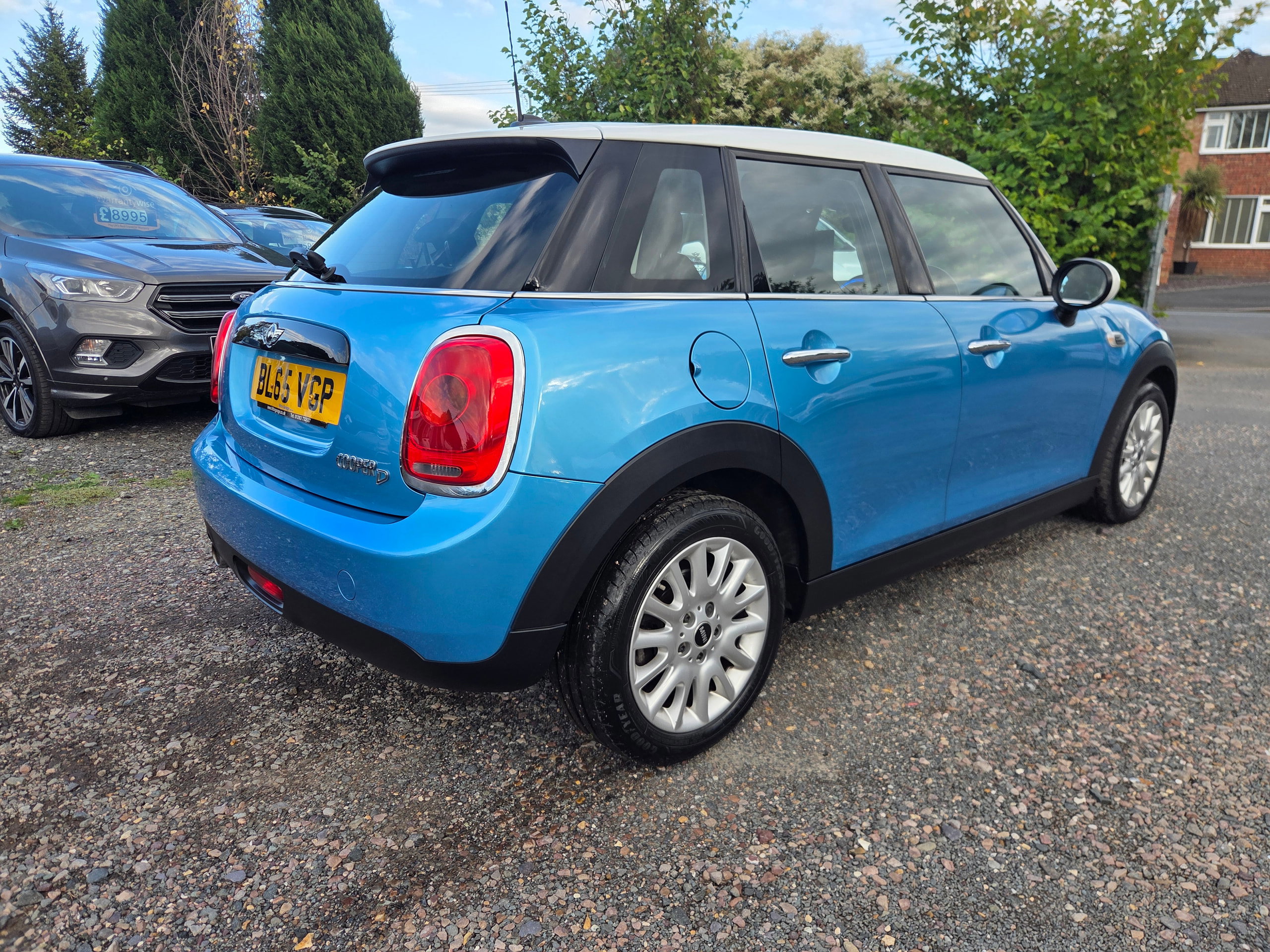 MINI Hatch 1.5 Cooper D Hatchback 5dr Diesel Manual Euro 6 (s/s) (116 ps) 5dr Manual 2026