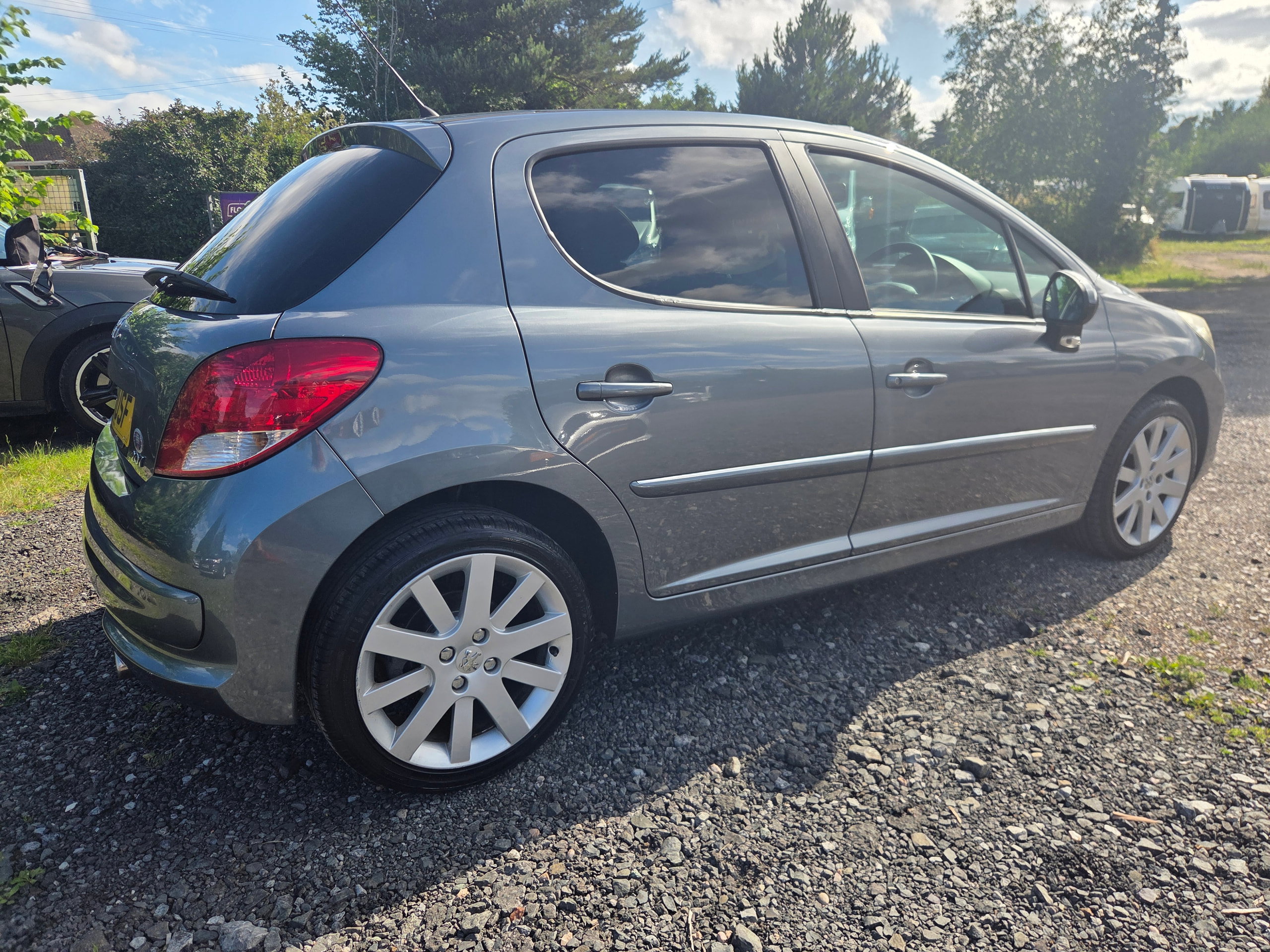 Peugeot 207 1.6 VTi Allure Hatchback 5dr Petrol Manual Euro 5 (120 ps) 5dr Manual 2026