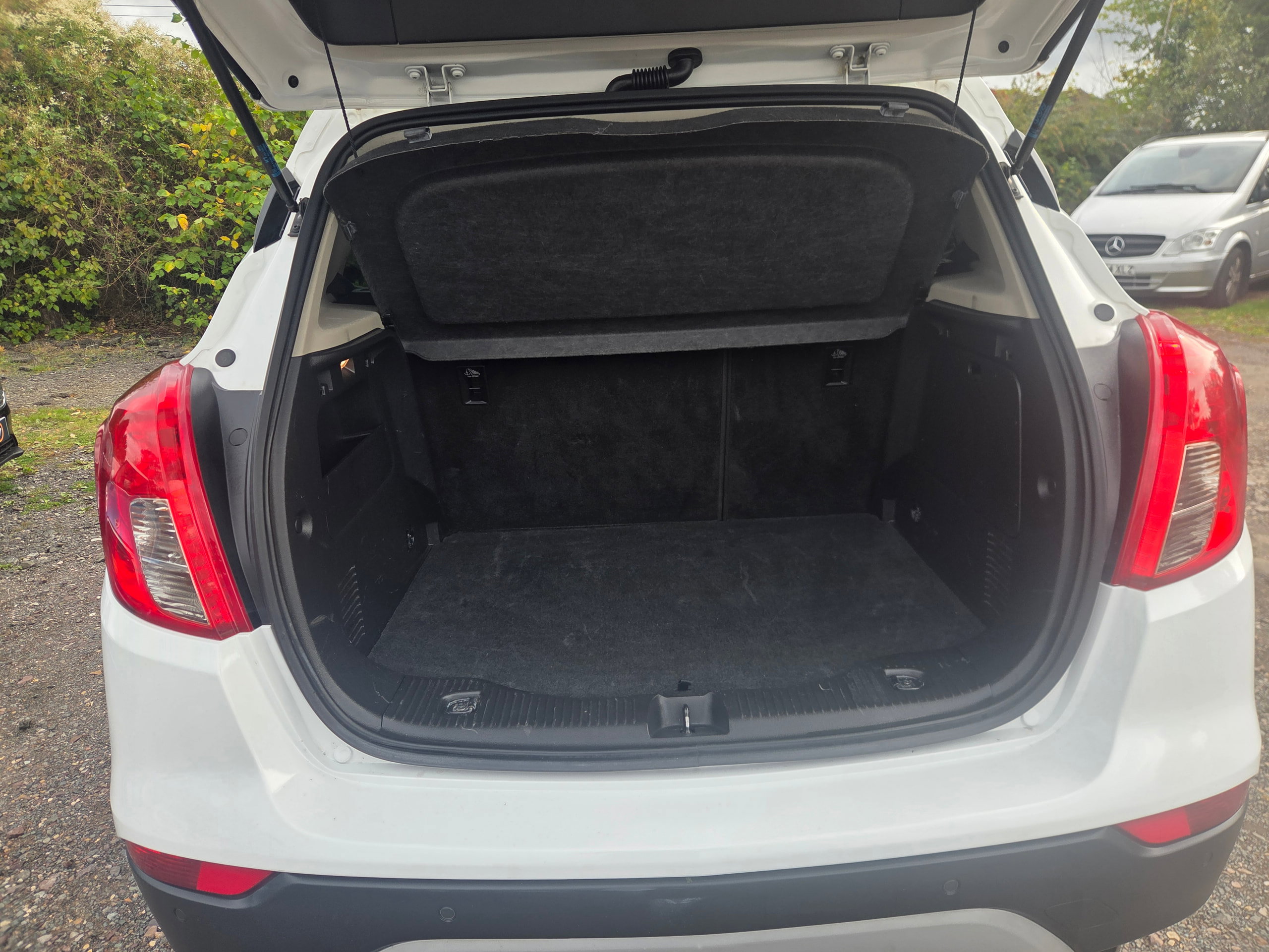Vauxhall Mokka X 1.4i Turbo ecoTEC Elite Nav SUV 5dr Petrol Manual Euro 6 (s/s) (140 ps) 5dr Manual 2026