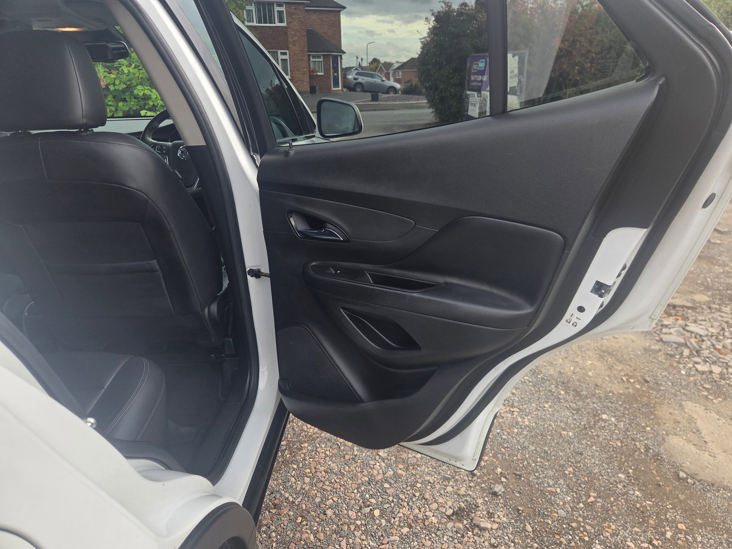 Vauxhall Mokka X 1.4i Turbo ecoTEC Elite Nav SUV 5dr Petrol Manual Euro 6 (s/s) (140 ps) 5dr Manual 2026