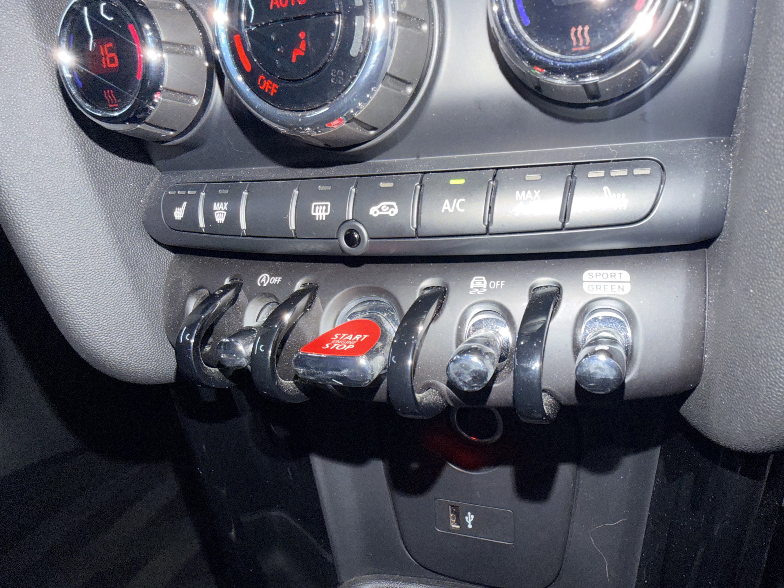 MINI Hatch 2.0 John Cooper Works Hatchback 3dr Petrol Steptronic Euro 6 (s/s) (231 ps) 3dr Automatic 2026