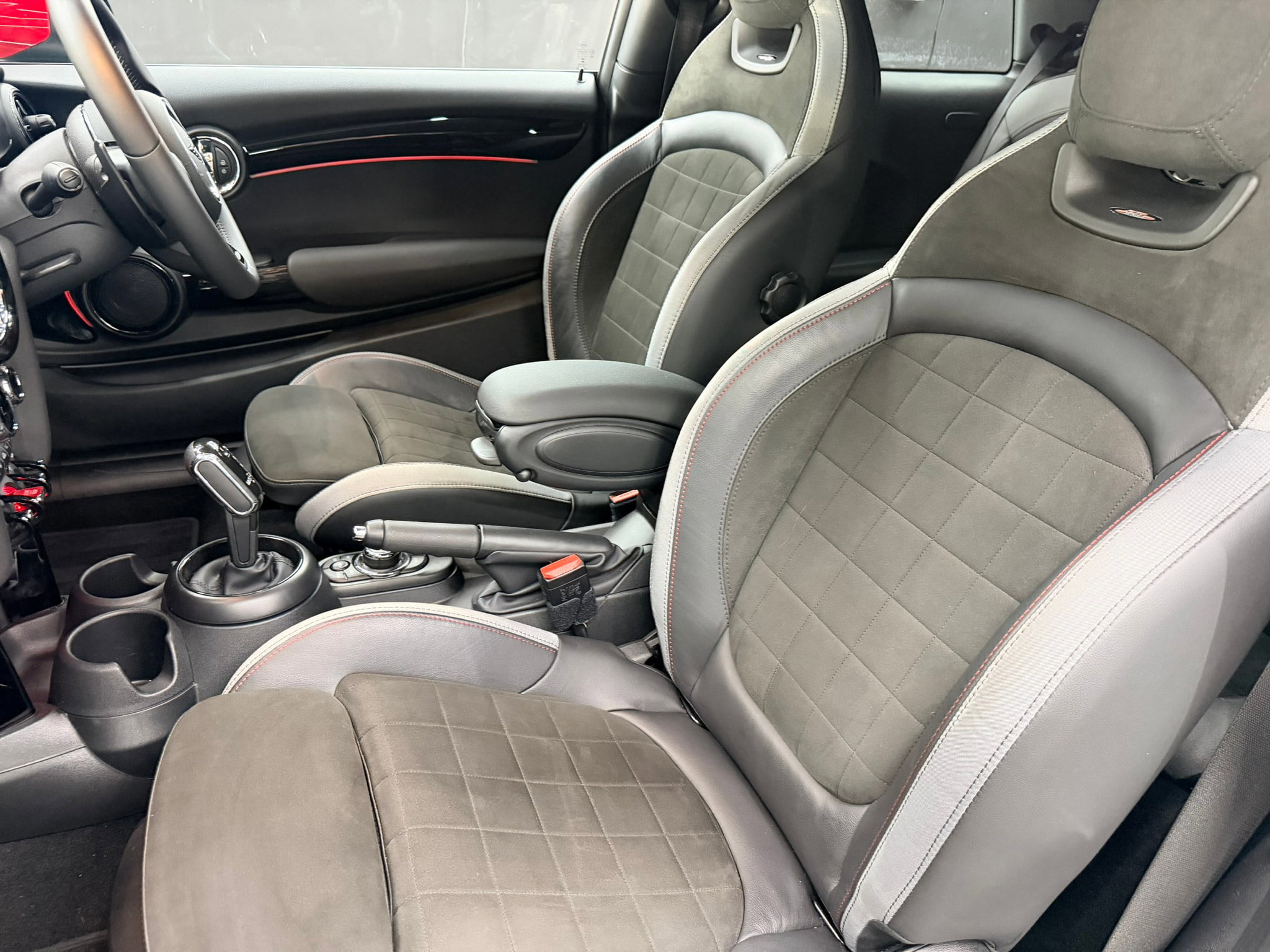 MINI Hatch 2.0 John Cooper Works Hatchback 3dr Petrol Steptronic Euro 6 (s/s) (231 ps) 3dr Automatic 2026