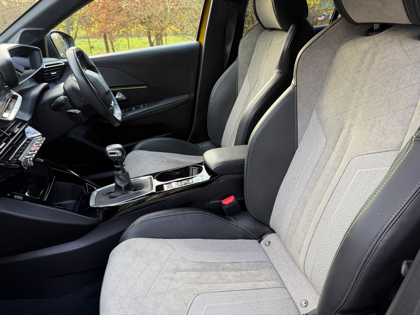 Peugeot 208 1.2 PureTech GT Premium Hatchback 5dr Petrol Manual Euro 6 (s/s) (100 ps) 5dr Manual 2026