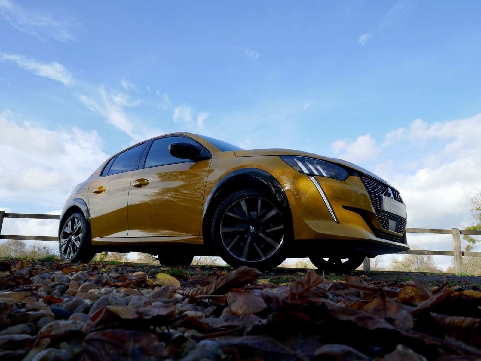 Peugeot 208 1.2 PureTech GT Premium Hatchback 5dr Petrol Manual Euro 6 (s/s) (100 ps) 5dr Manual 2026