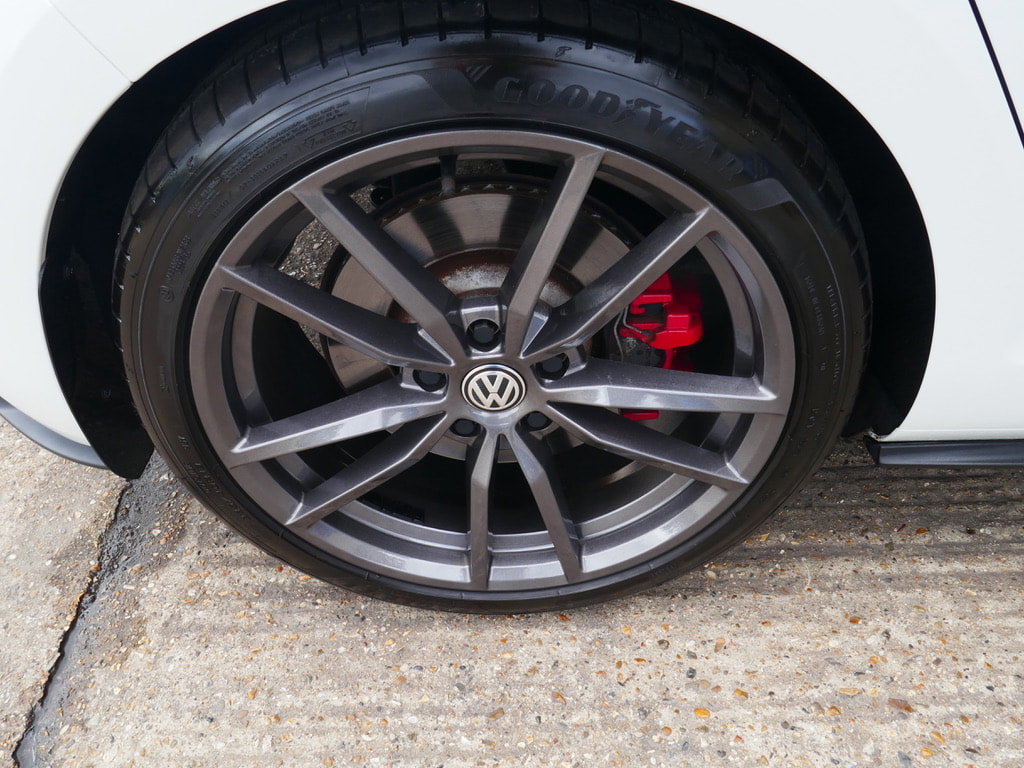 Volkswagen Golf 2.0 TSI GPF GTI Performance Hatchback 5dr Petrol DSG Euro 6 (s/s) (245 ps) 5dr Automatic 2026