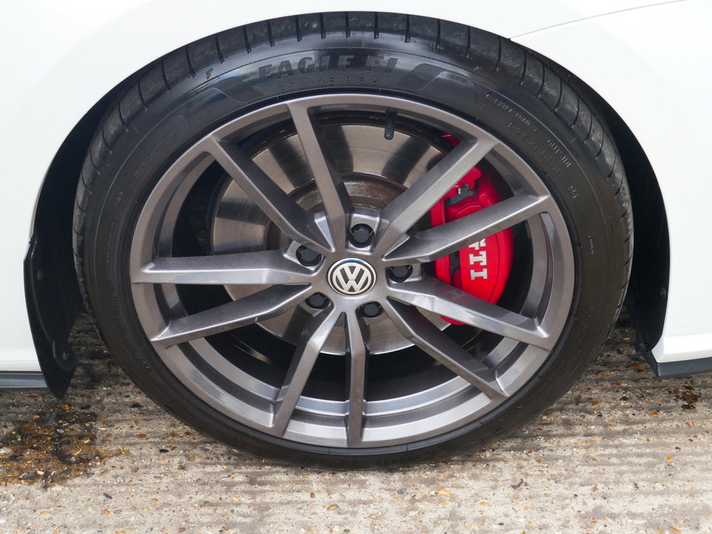 Volkswagen Golf 2.0 TSI GPF GTI Performance Hatchback 5dr Petrol DSG Euro 6 (s/s) (245 ps) 5dr Automatic 2026