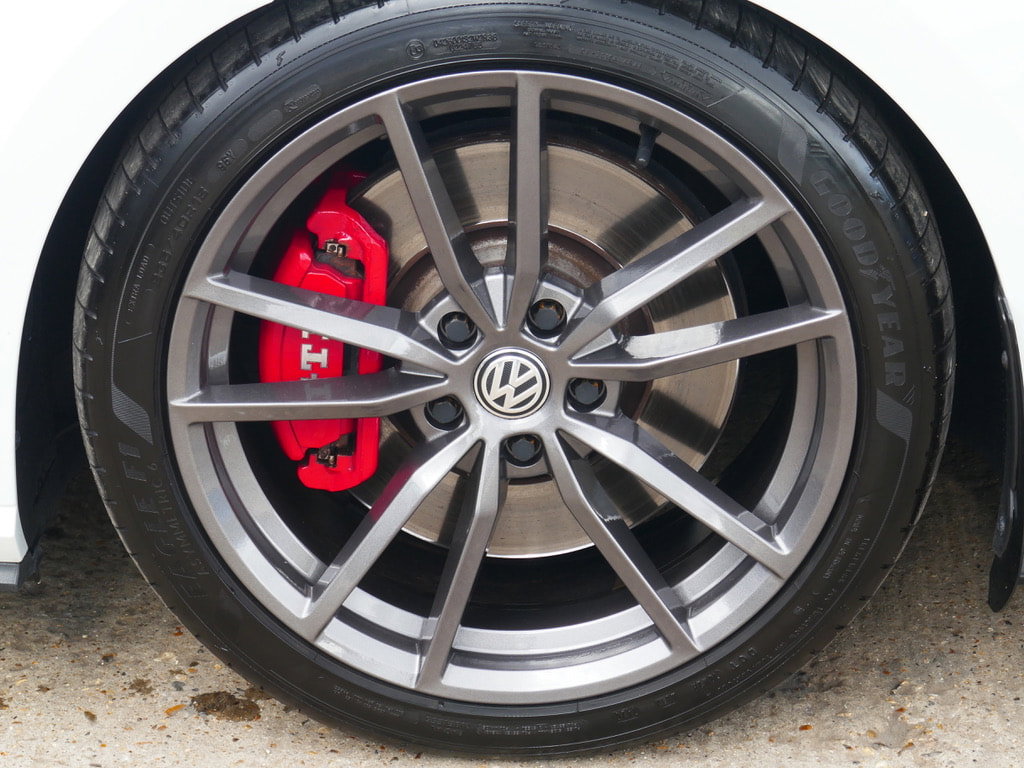 Volkswagen Golf 2.0 TSI GPF GTI Performance Hatchback 5dr Petrol DSG Euro 6 (s/s) (245 ps) 5dr Automatic 2026