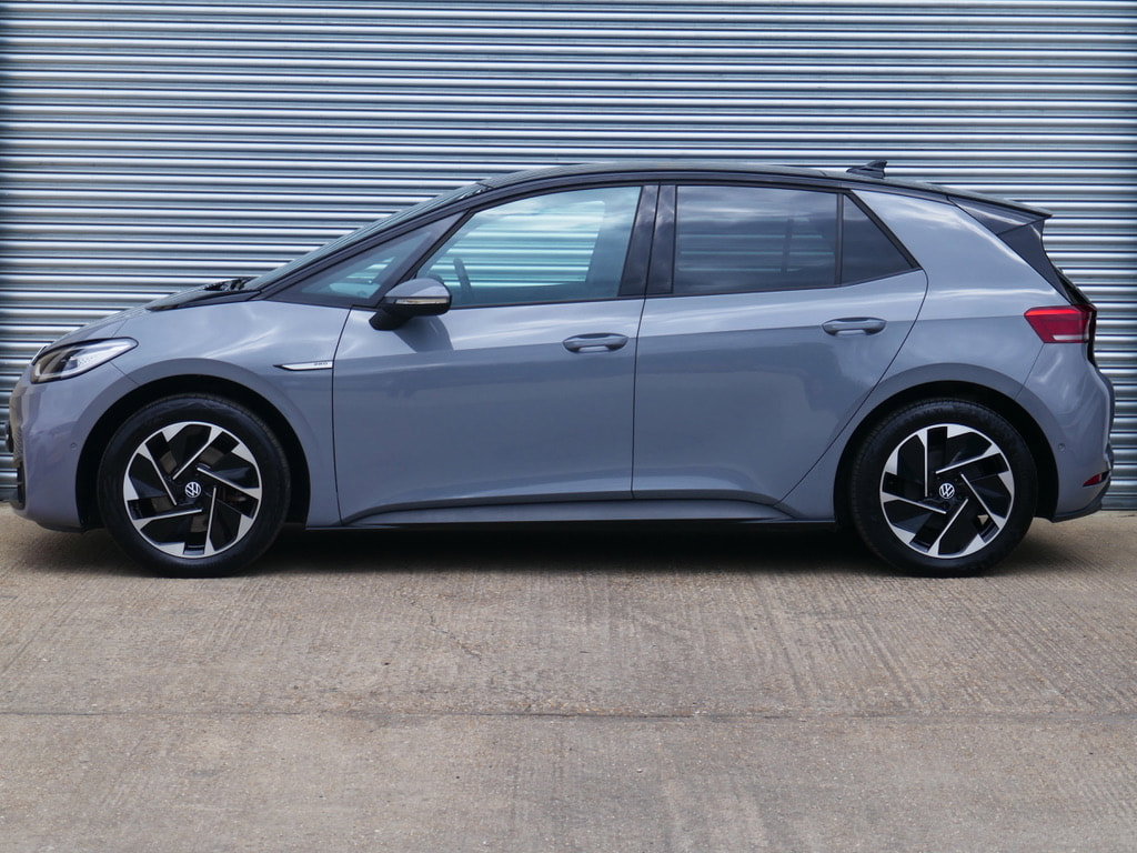Volkswagen ID.3 Pro Performance 58kWh Family Hatchback 5dr Electric Auto (204 ps) 5dr Automatic 2026