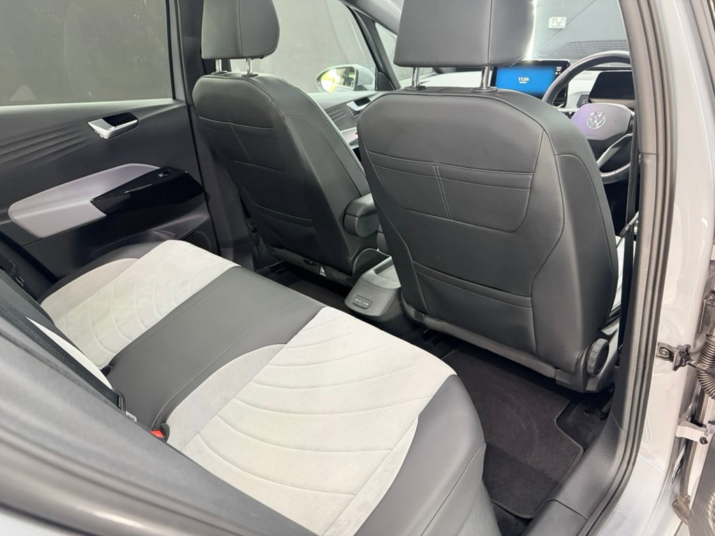 Volkswagen ID.3 Pro Performance 58kWh Family Hatchback 5dr Electric Auto (204 ps) 5dr Automatic 2026