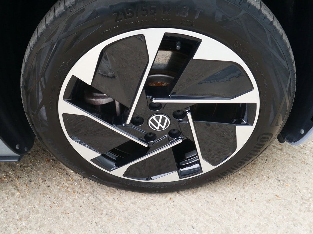 Volkswagen ID.3 Pro Performance 58kWh Family Hatchback 5dr Electric Auto (204 ps) 5dr Automatic 2026