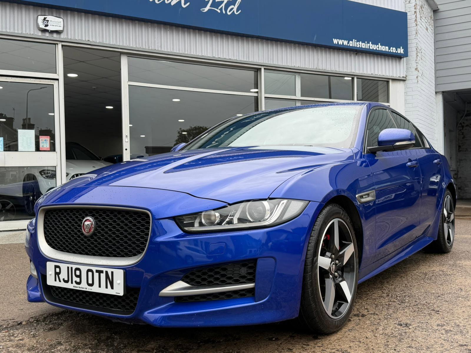 2019 Jaguar XE