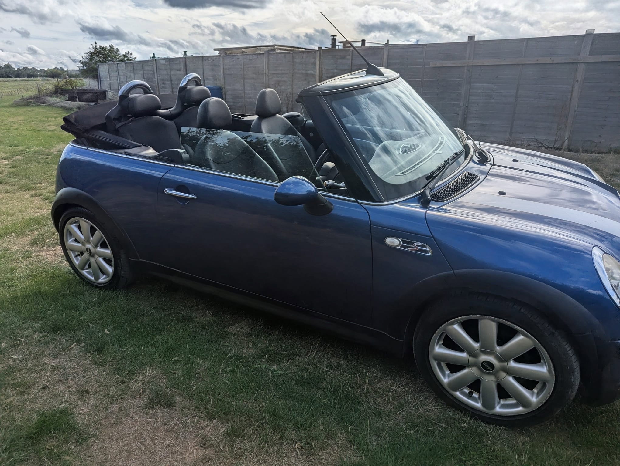 MINI Convertible 1.6 Cooper S Convertible 2dr Petrol Manual Euro 4 (163 bhp) 2dr Manual 2026