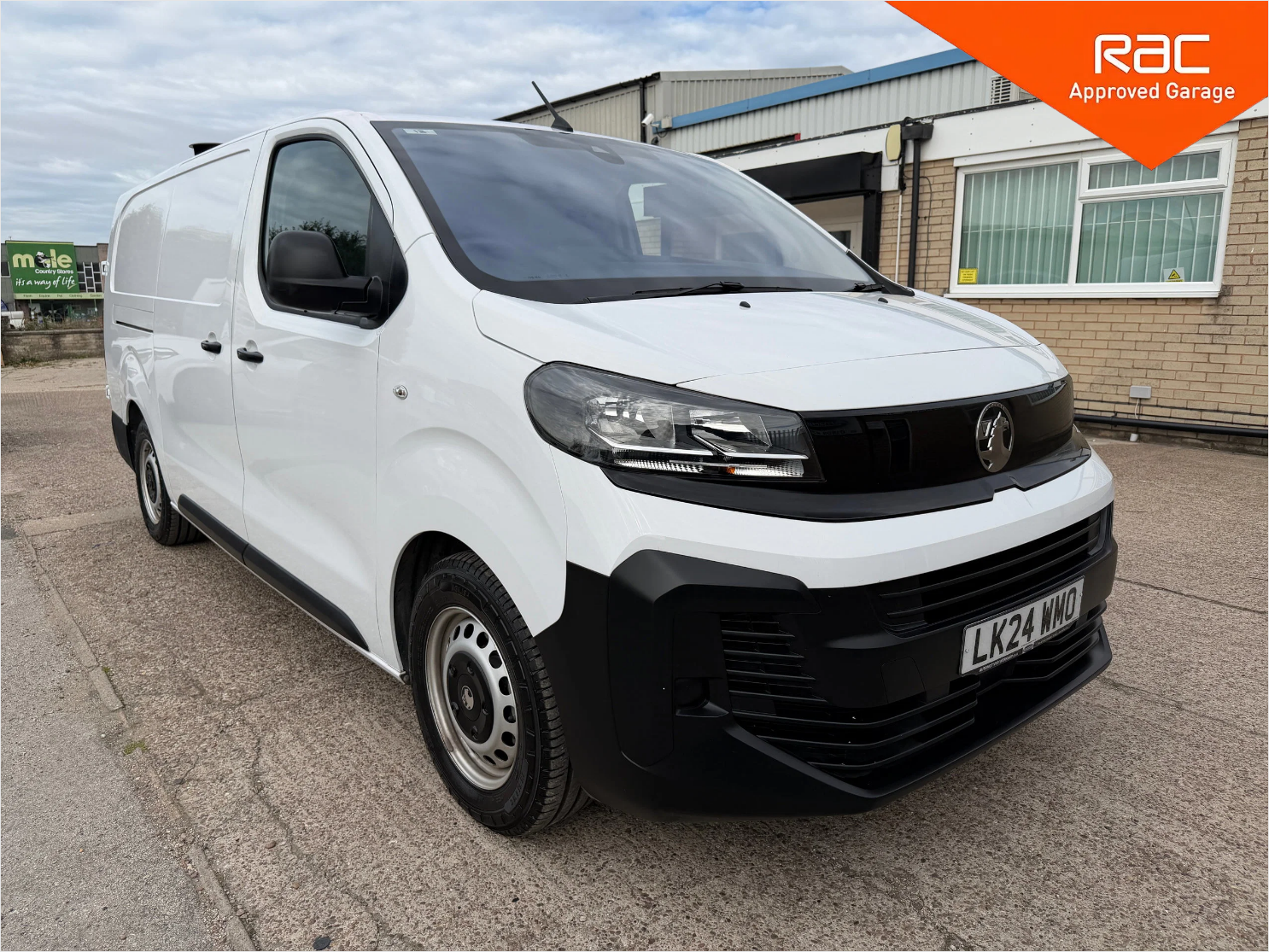 2024 VAUXHALL VIVARO