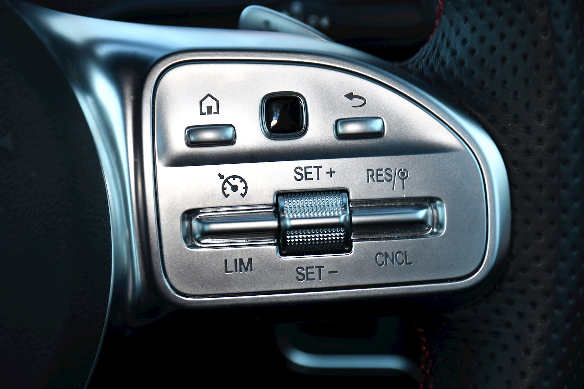 Mercedes-Benz A-CLASS 1.3 A200 AMG Line (Premium) Hatchback 5dr Petrol 7G-DCT (s/s) (163 ps) 5dr Automatic 2026