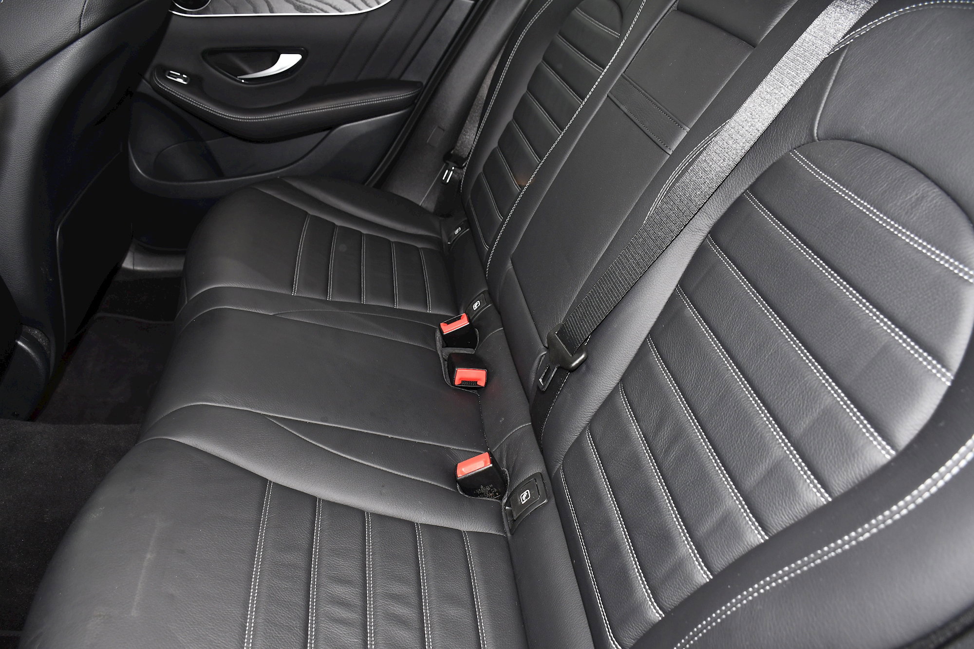Mercedes-Benz GLC-Class GLC 300 D 4MATIC AMG LINE PREM 0dr Automatic 2026